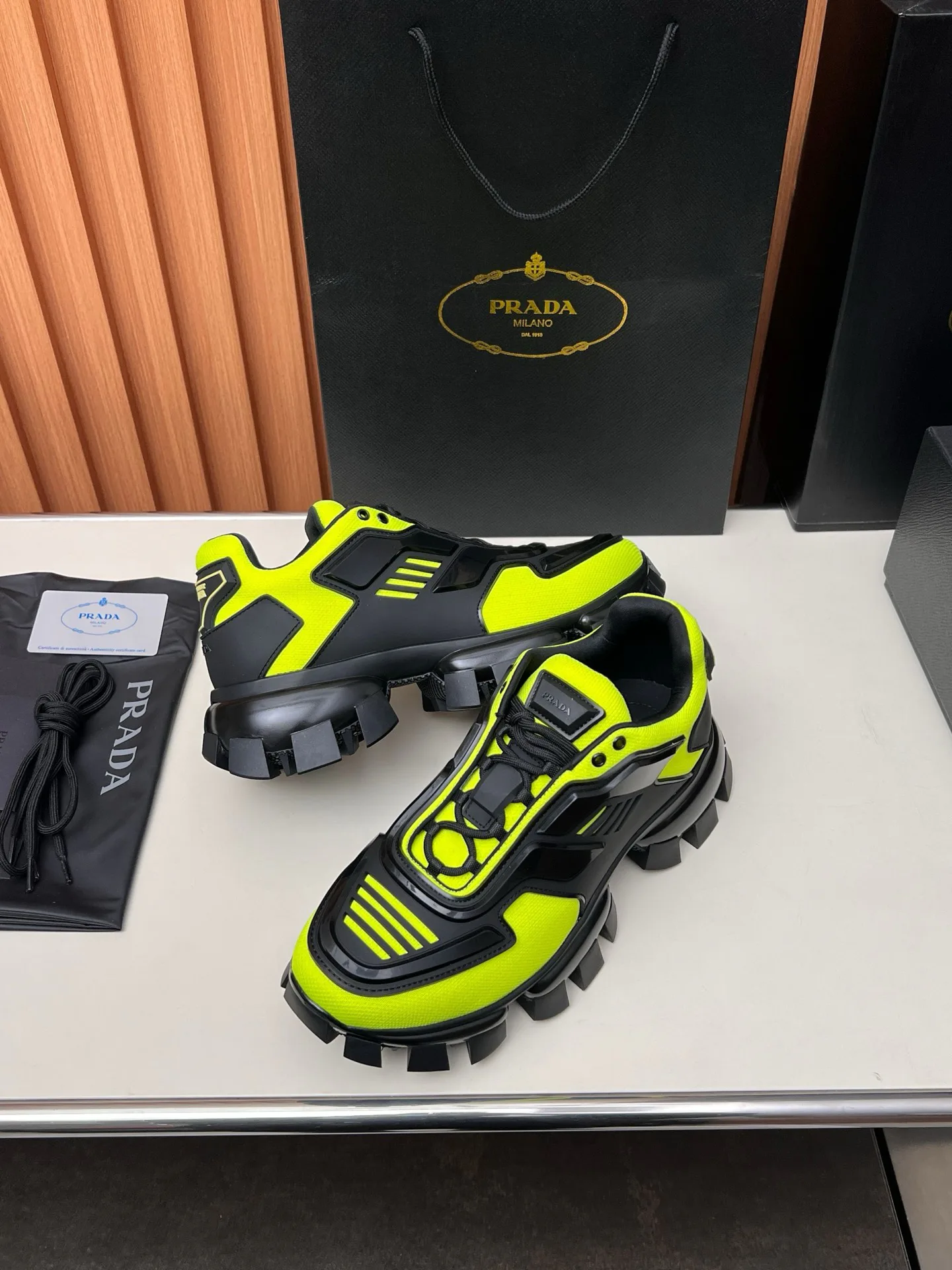Women's Sneakers PRADA 17955148