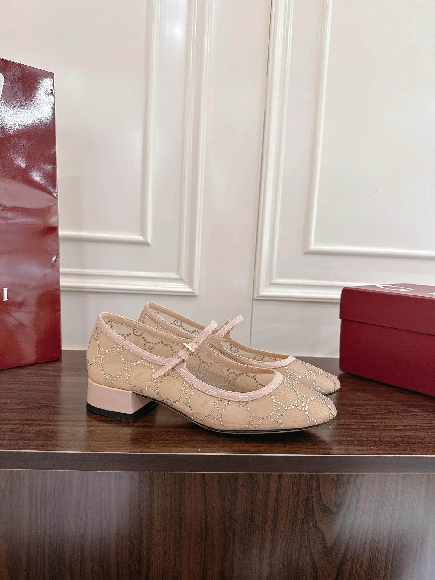 Women's Heels GUCCI 18143113