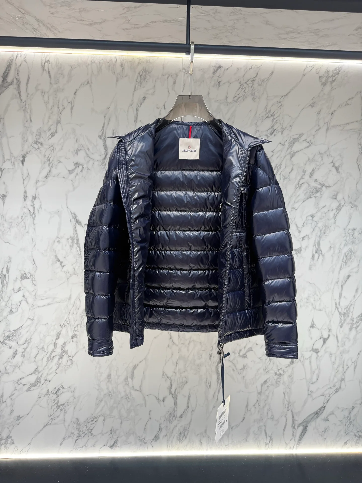 Men's Jackets And Down Jackets MONCLER 18480876