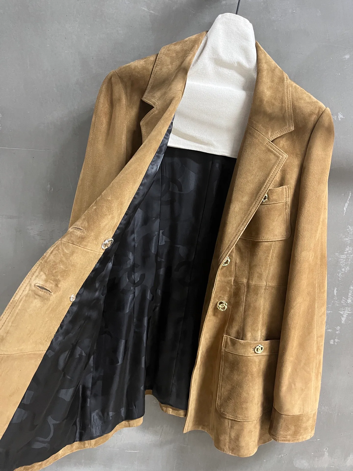 Women's Leather Jackets And Sheepskin Coats CHANEL 18172746
