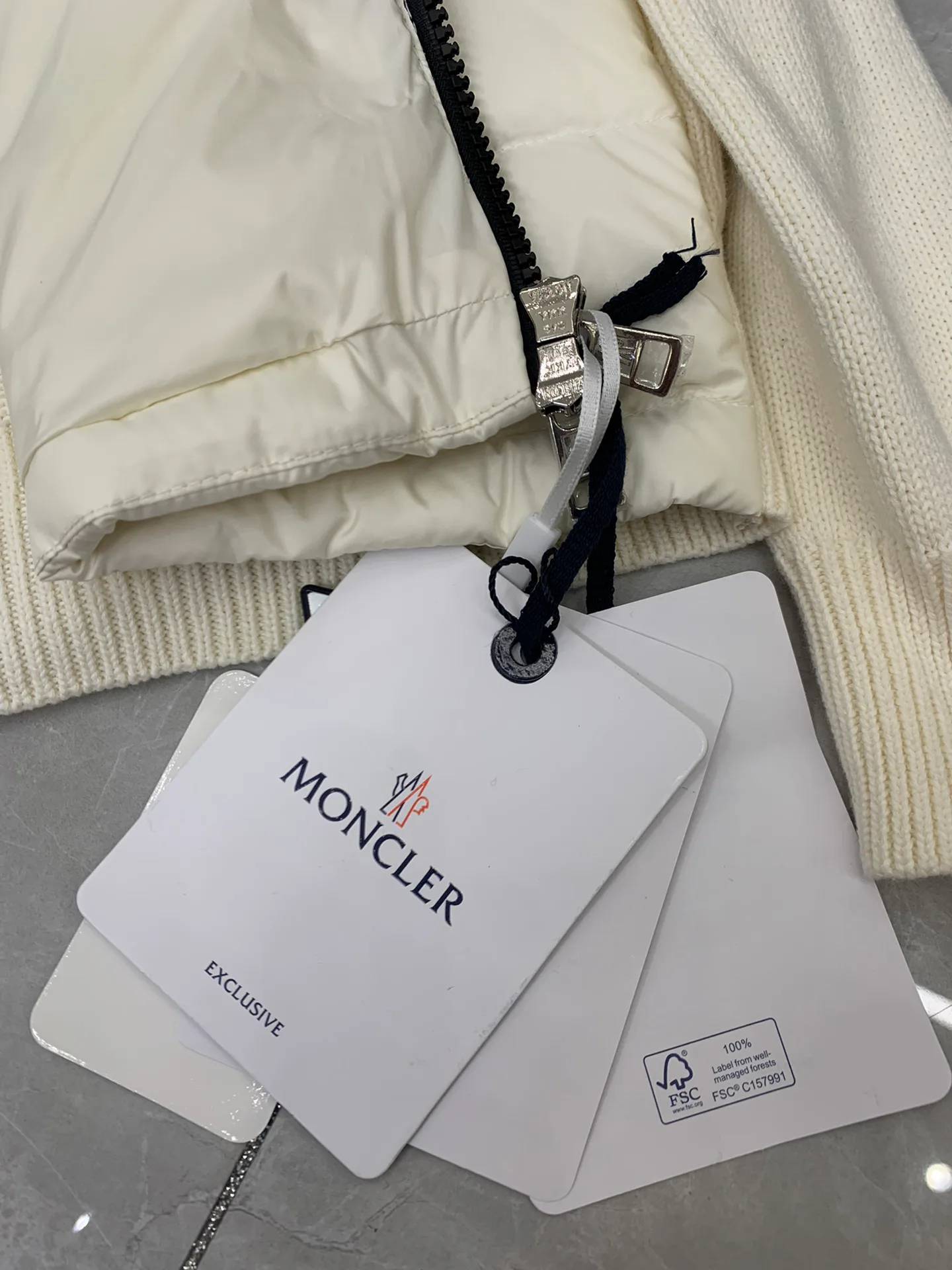Men's Jackets And Down Jackets MONCLER 18029938