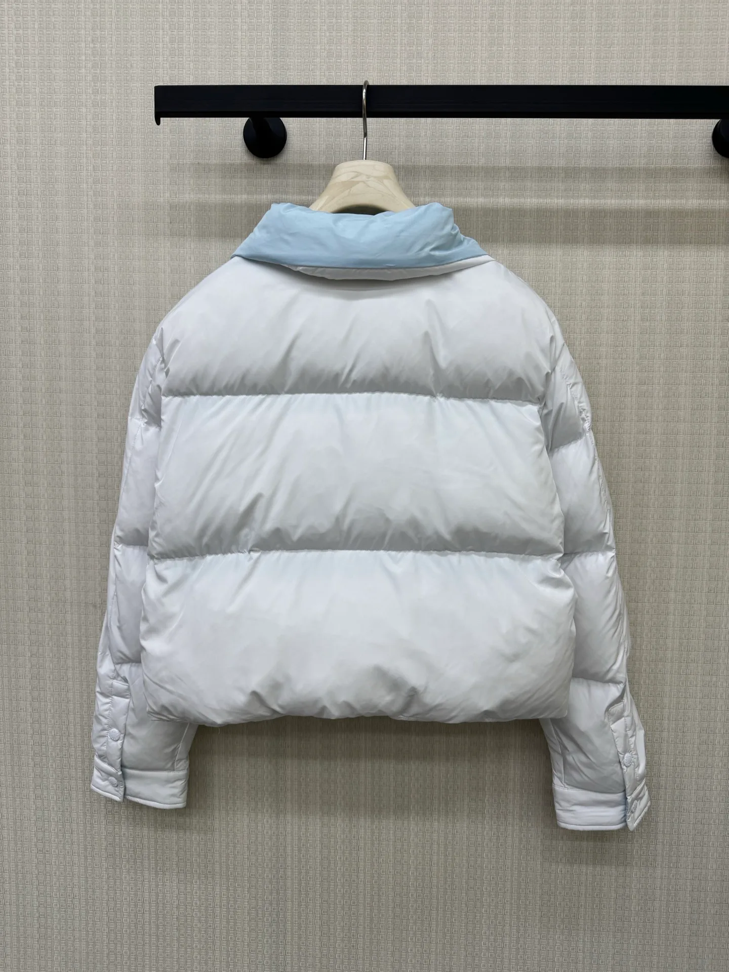 Women's Jackets And Down Jackets PRADA 18108030