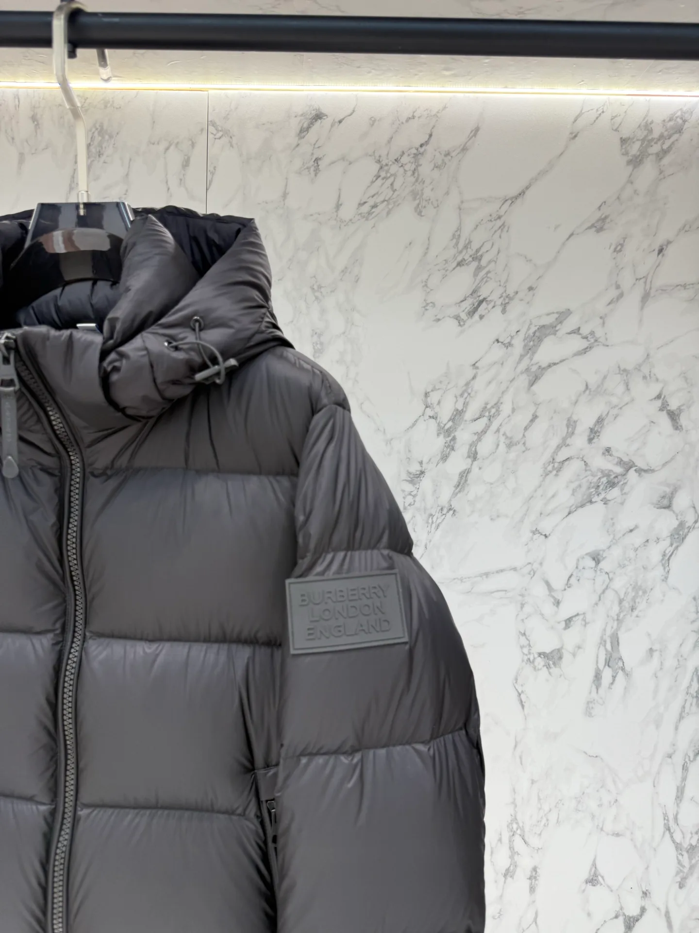 Men's Jackets And Down Jackets BURBERRY 17865767