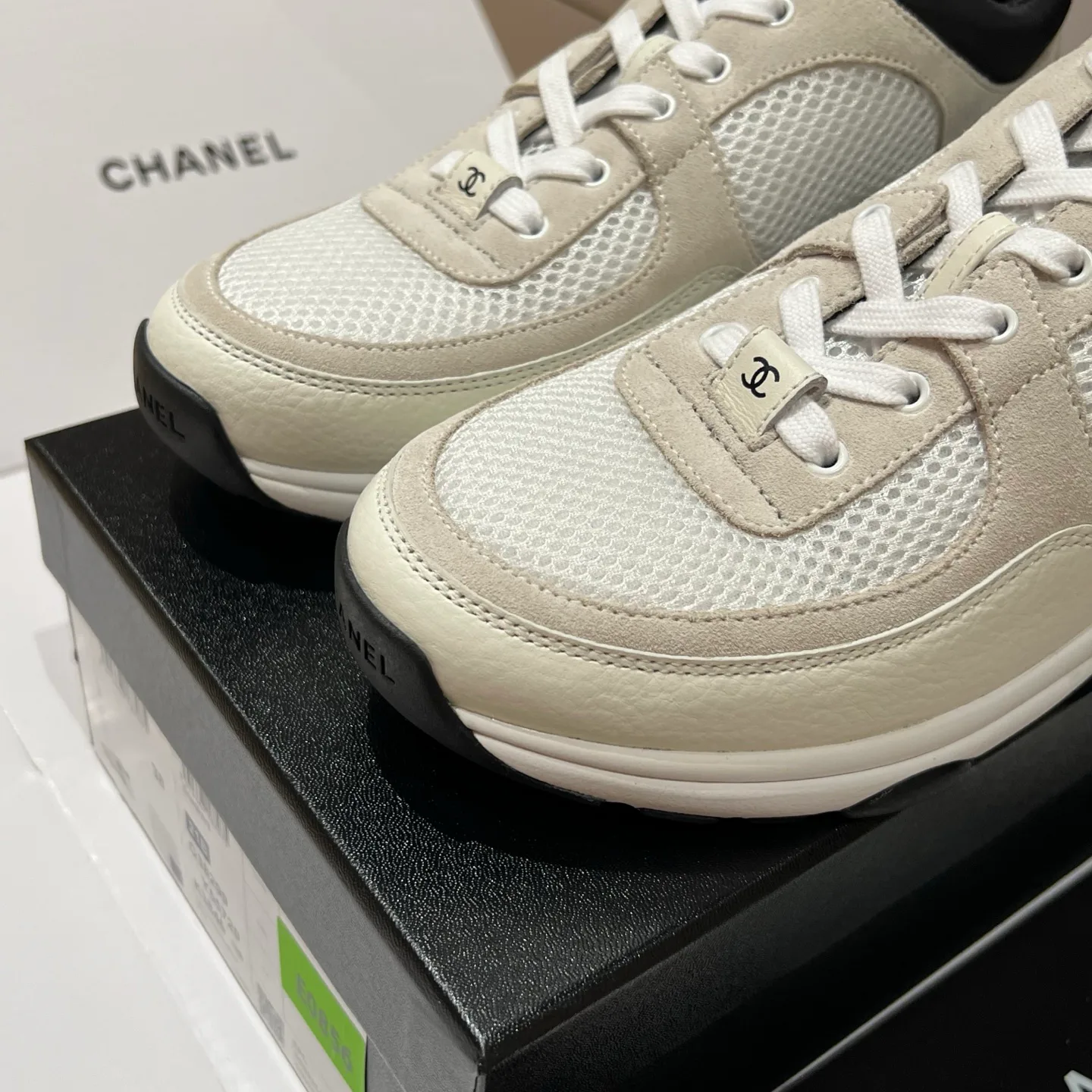Women's Sneakers CHANEL 18121530