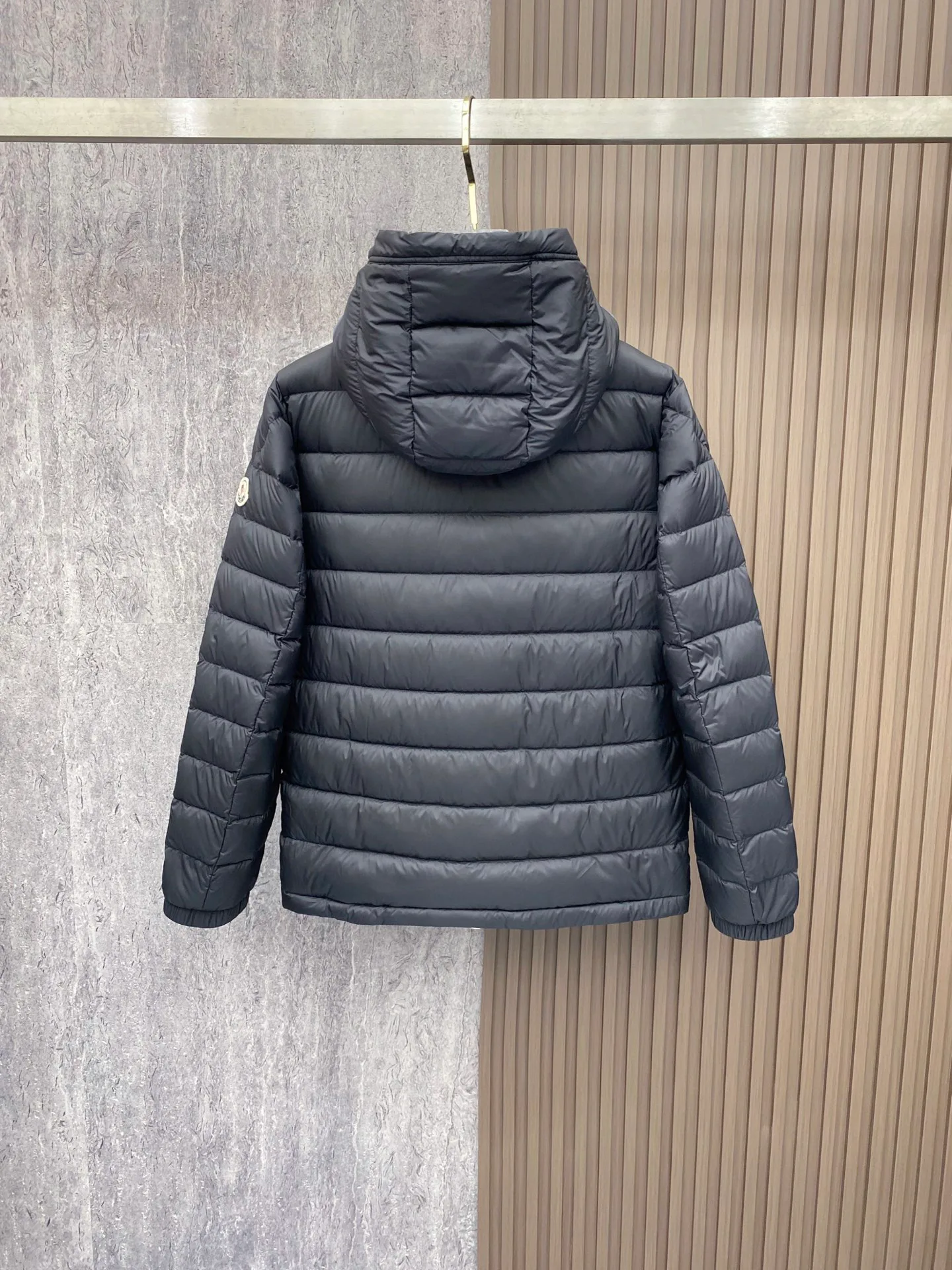 Куртки И Пуховики Мужские Moncler 18596390