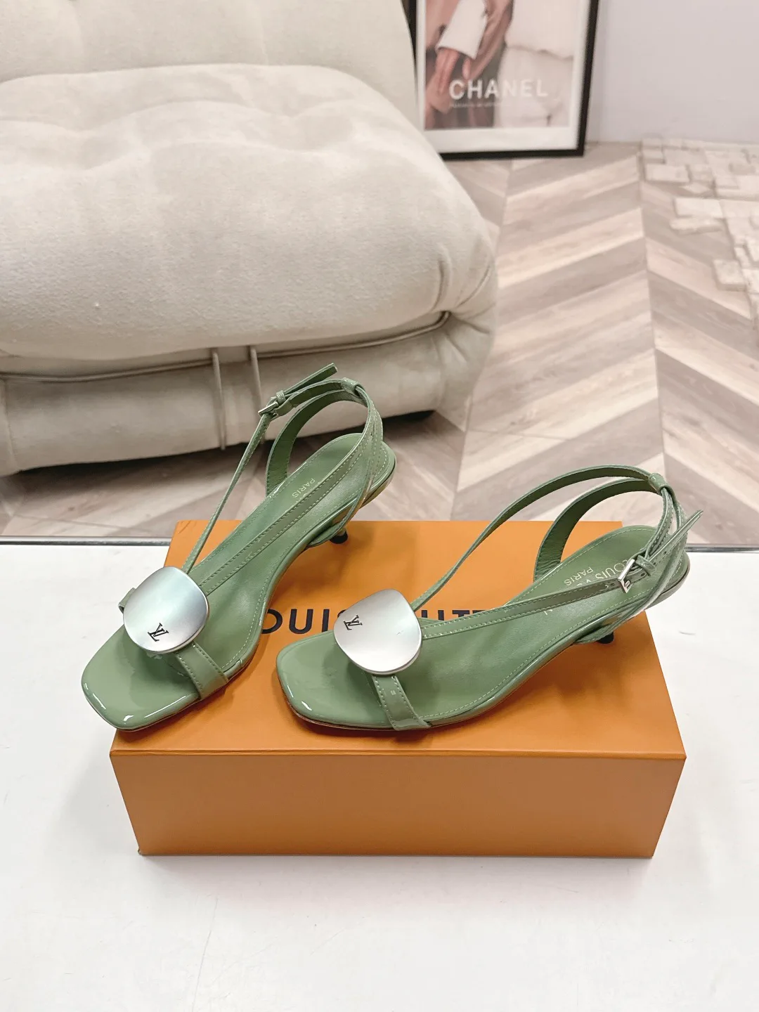 Women's Open-Toe Sandals LOUIS VUITTON 17578114
