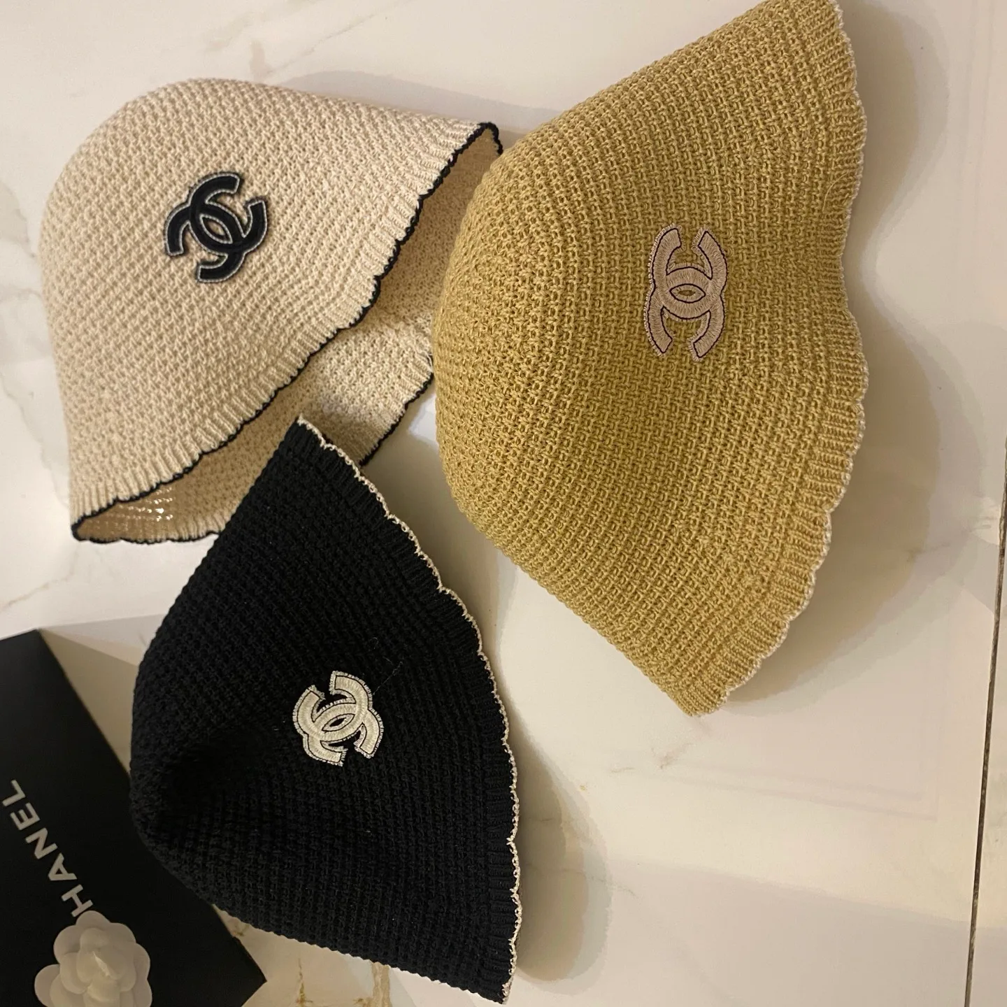 Hats CHANEL 17498307