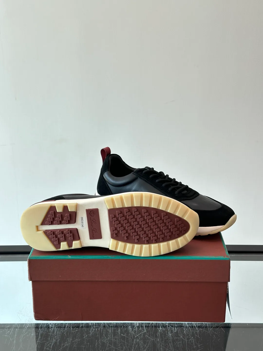 Men's Sneakers LORO PIANA 18400532