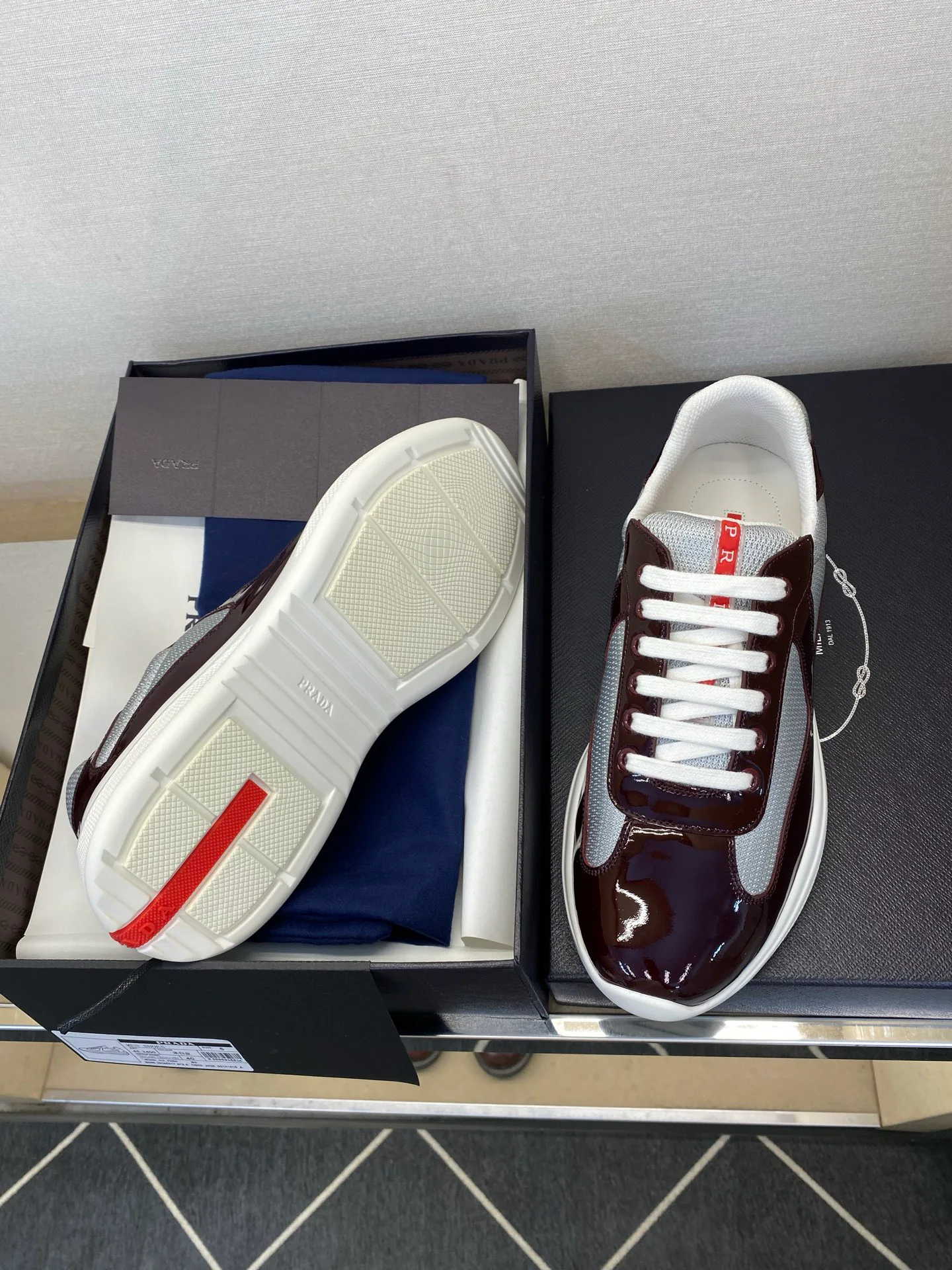 Men's Sneakers PRADA 17706401