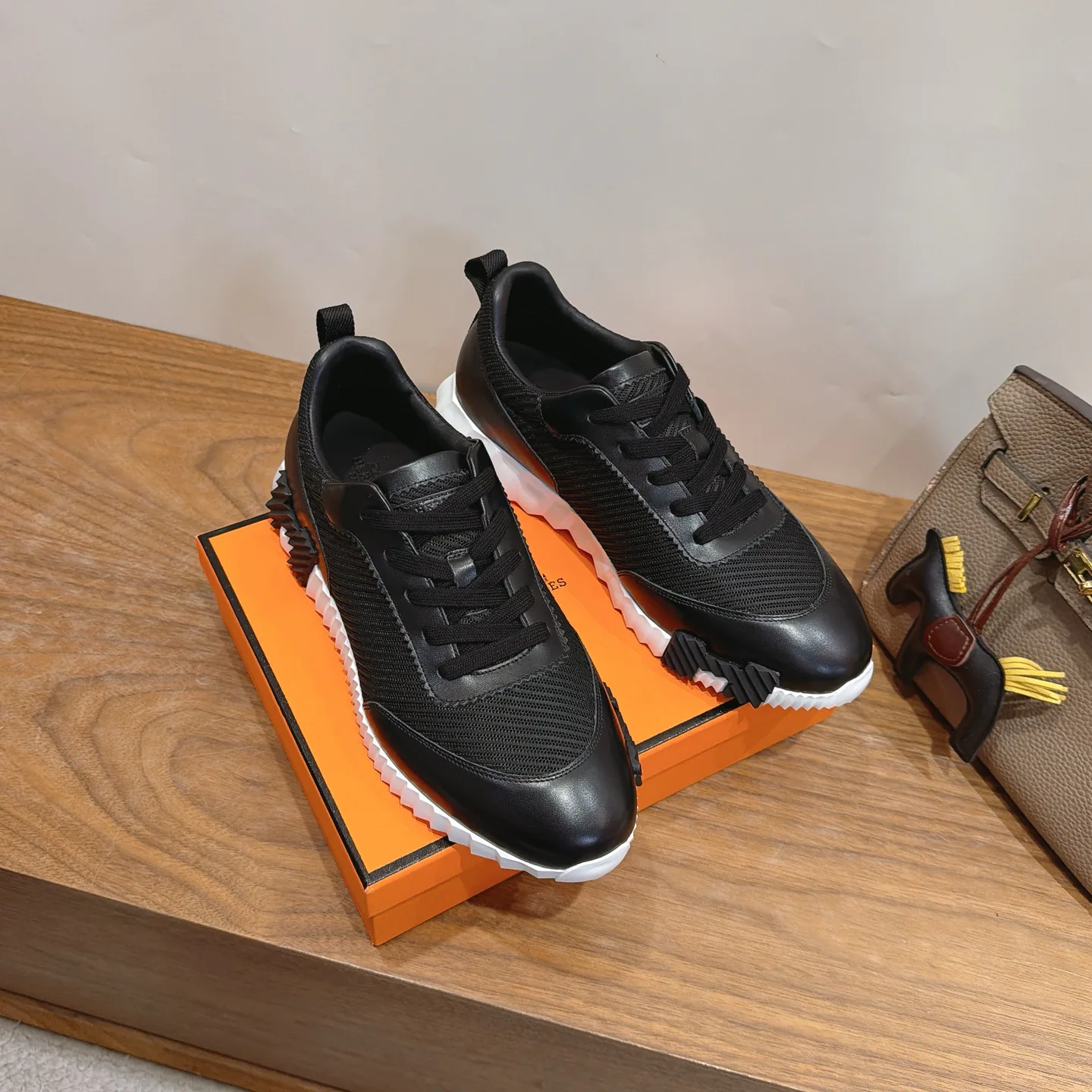 Men's Sneakers HERMES 17414487