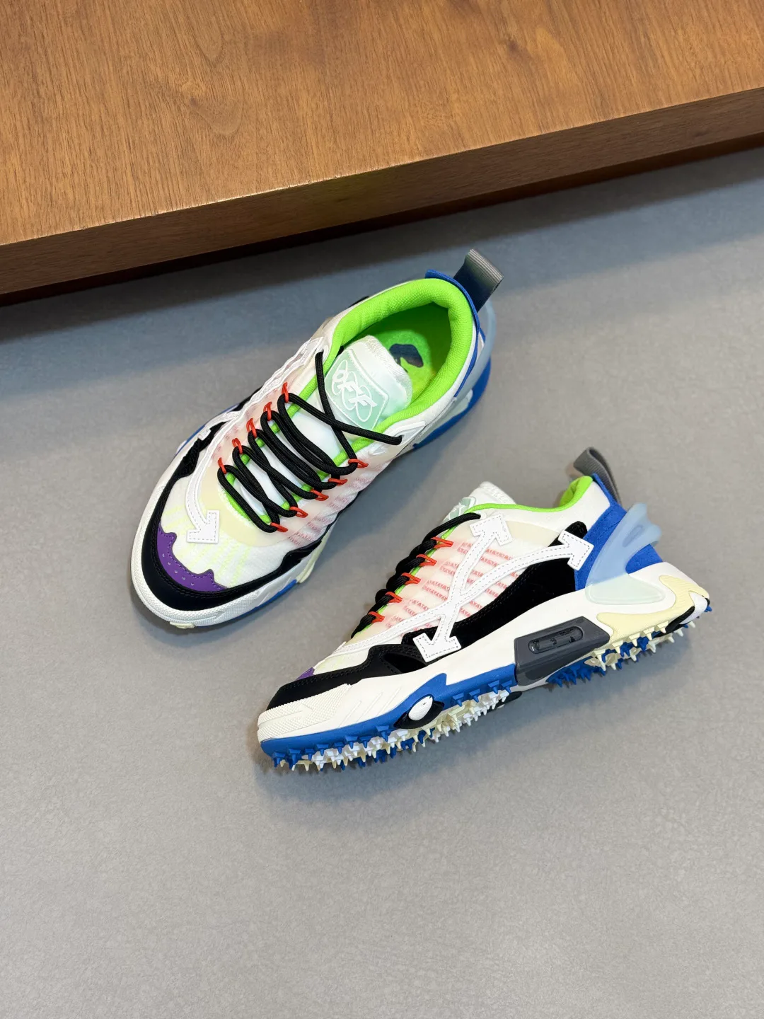 Women's Sneakers OFF-WHITE 17908775