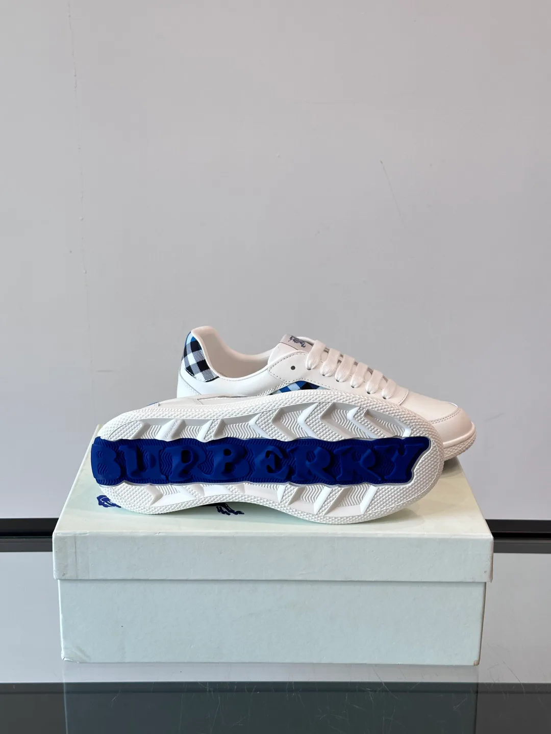 Men's Sneakers BURBERRY 18535695