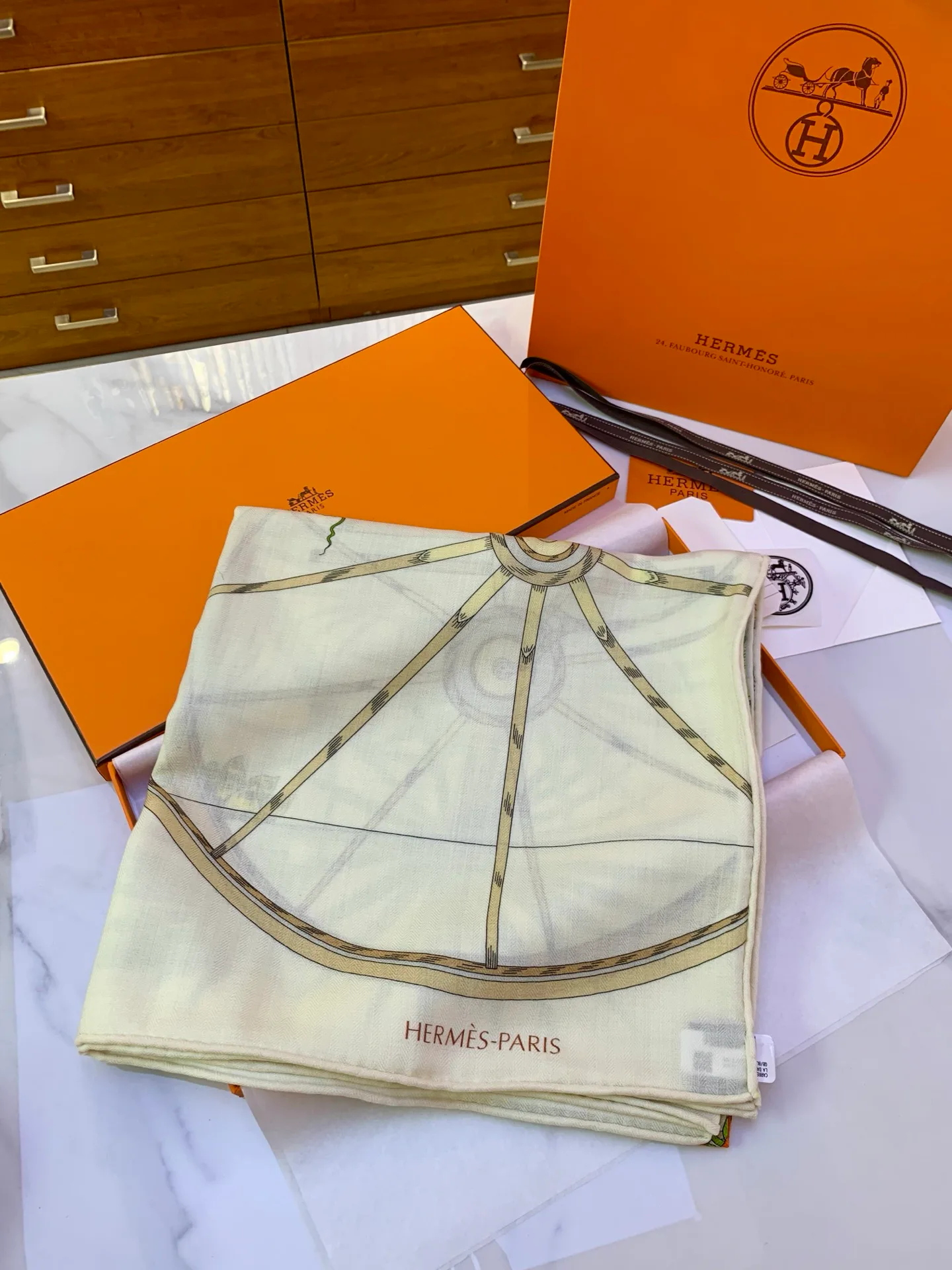 Silk Scarves HERMES 18040233