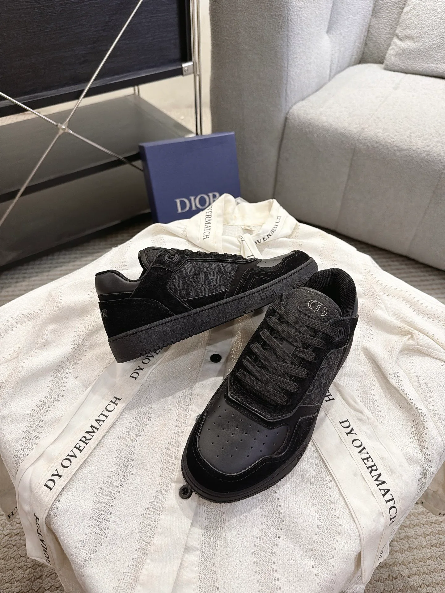 Women's Sneakers CHRISTIAN DIOR 18233130