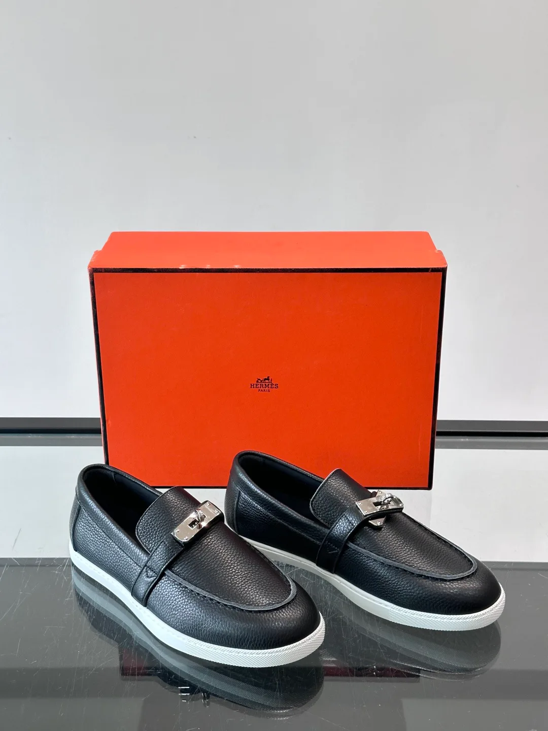 Men's Loafers And Dress Shoes HERMES 17904320