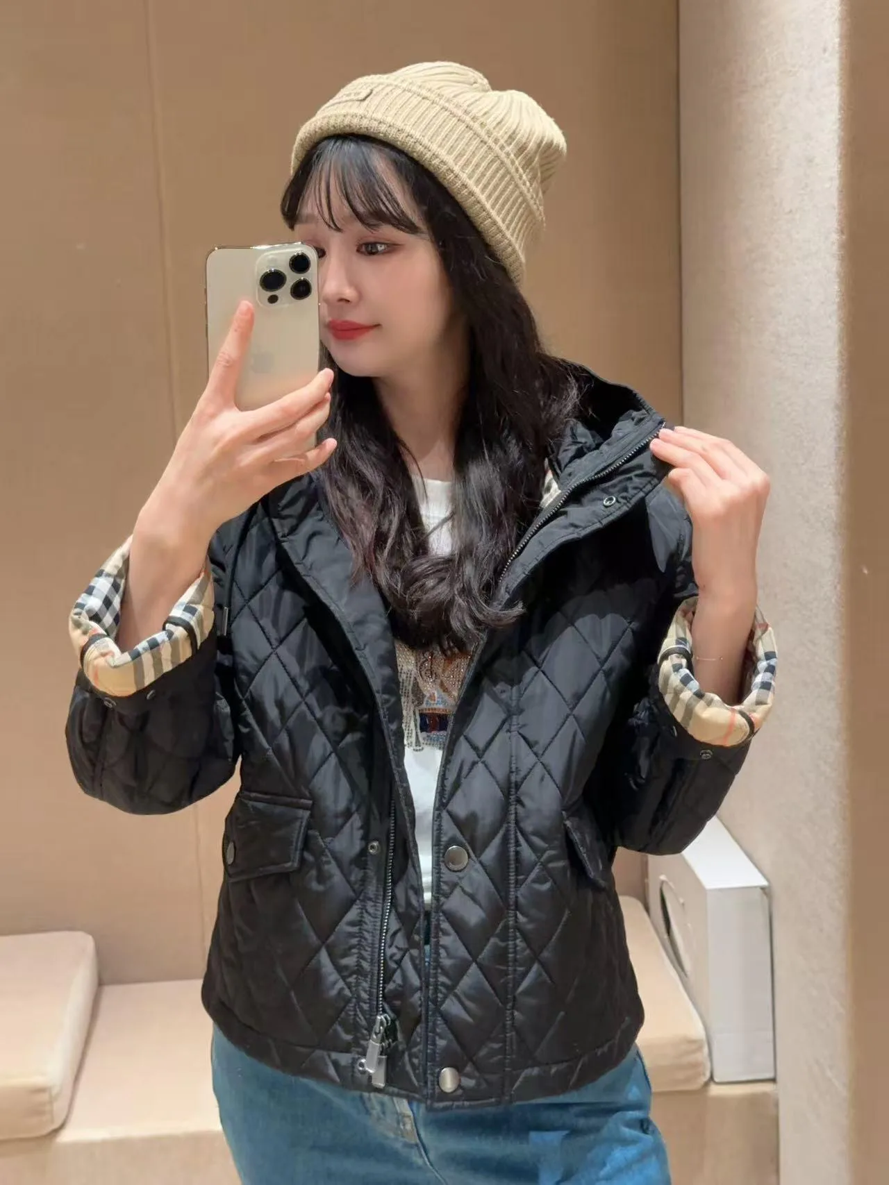 Women's Jackets And Down Jackets BURBERRY 18033913