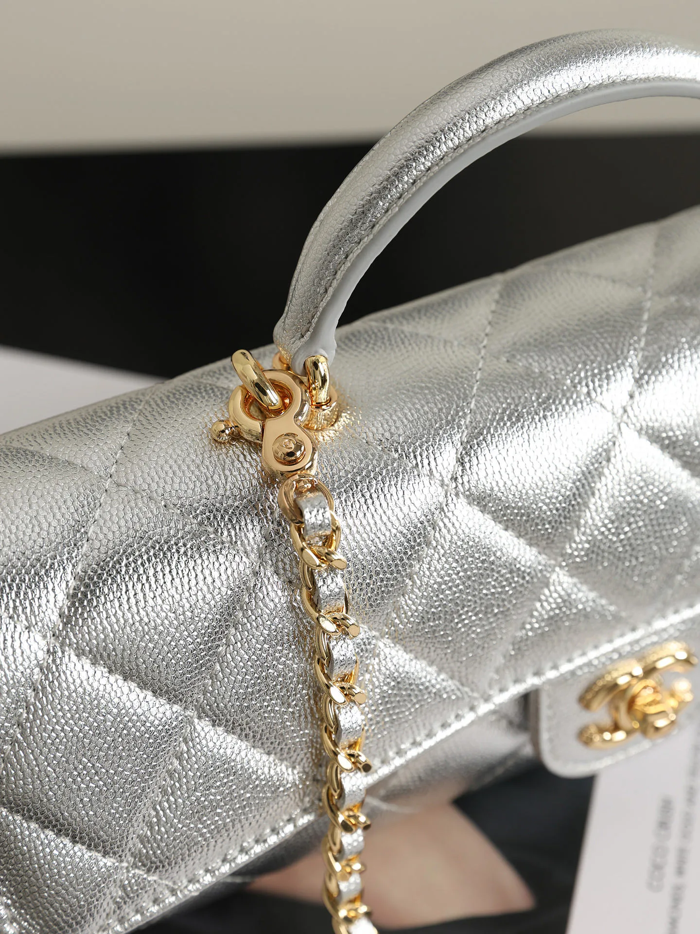 Women's Classic Handbags CHANEL 18000333