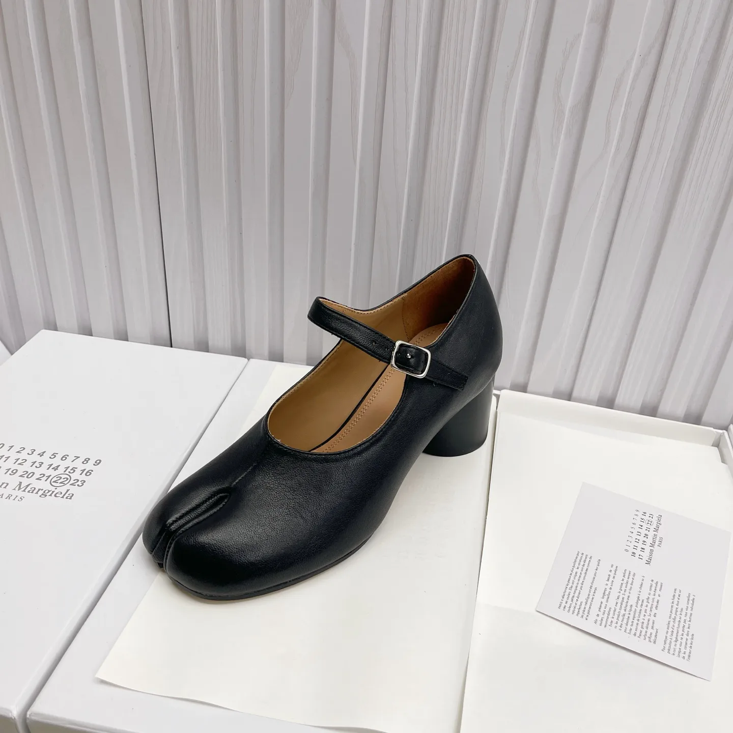 Women's Heels MAISON MARGIELA 18104520
