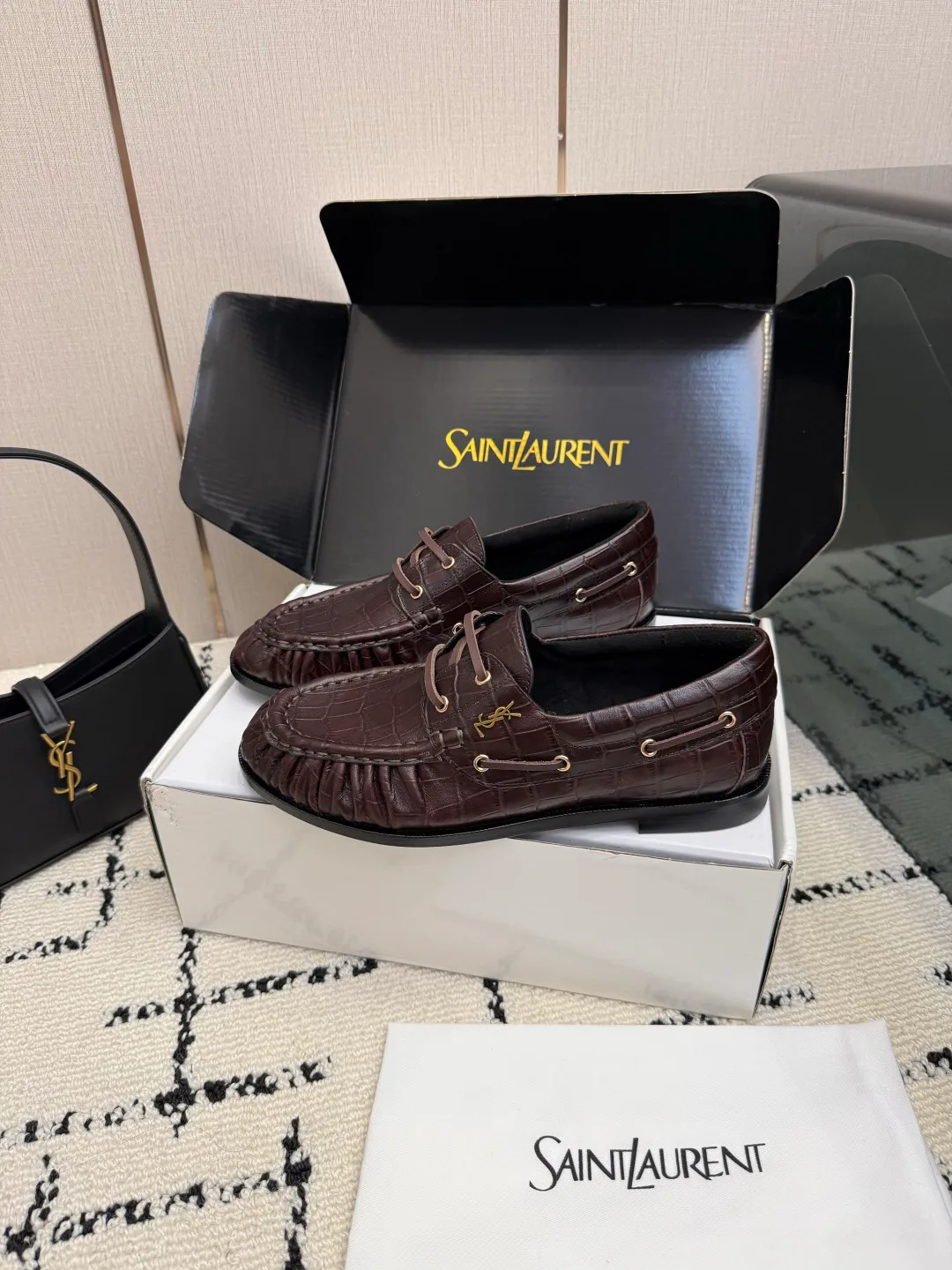 Women's Loafers And Moccasins SAINT LAURENT 17816910