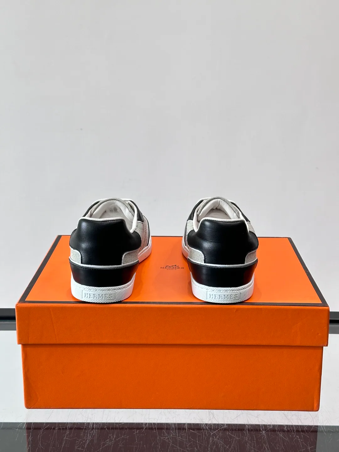 Men's Sneakers HERMES 18102931
