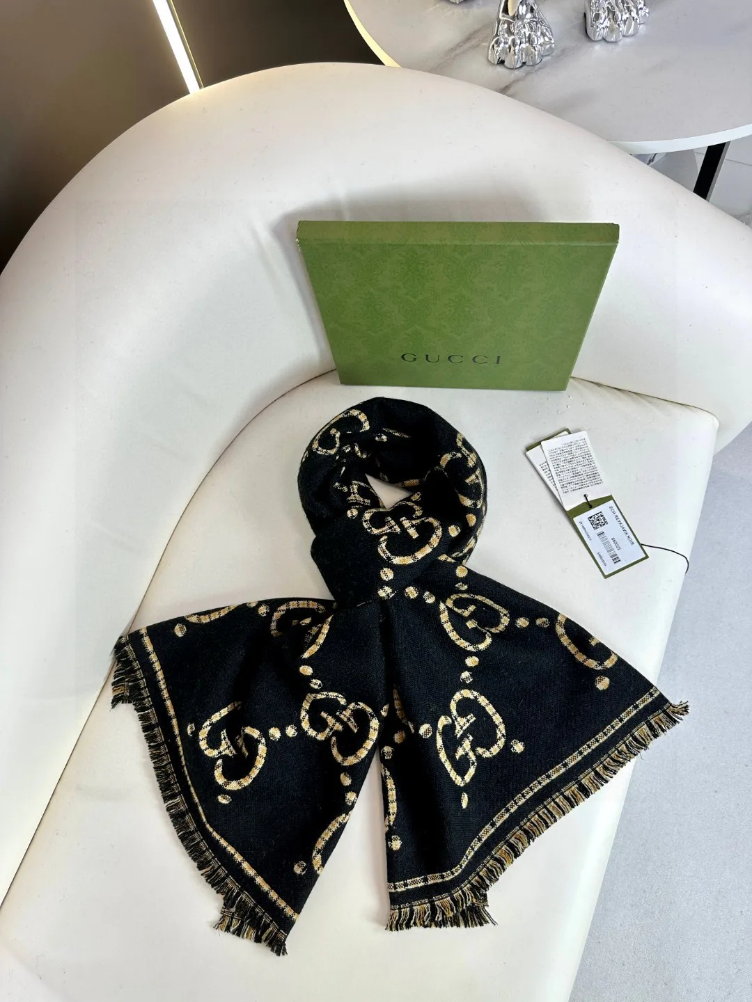 Scarves GUCCI 17911075