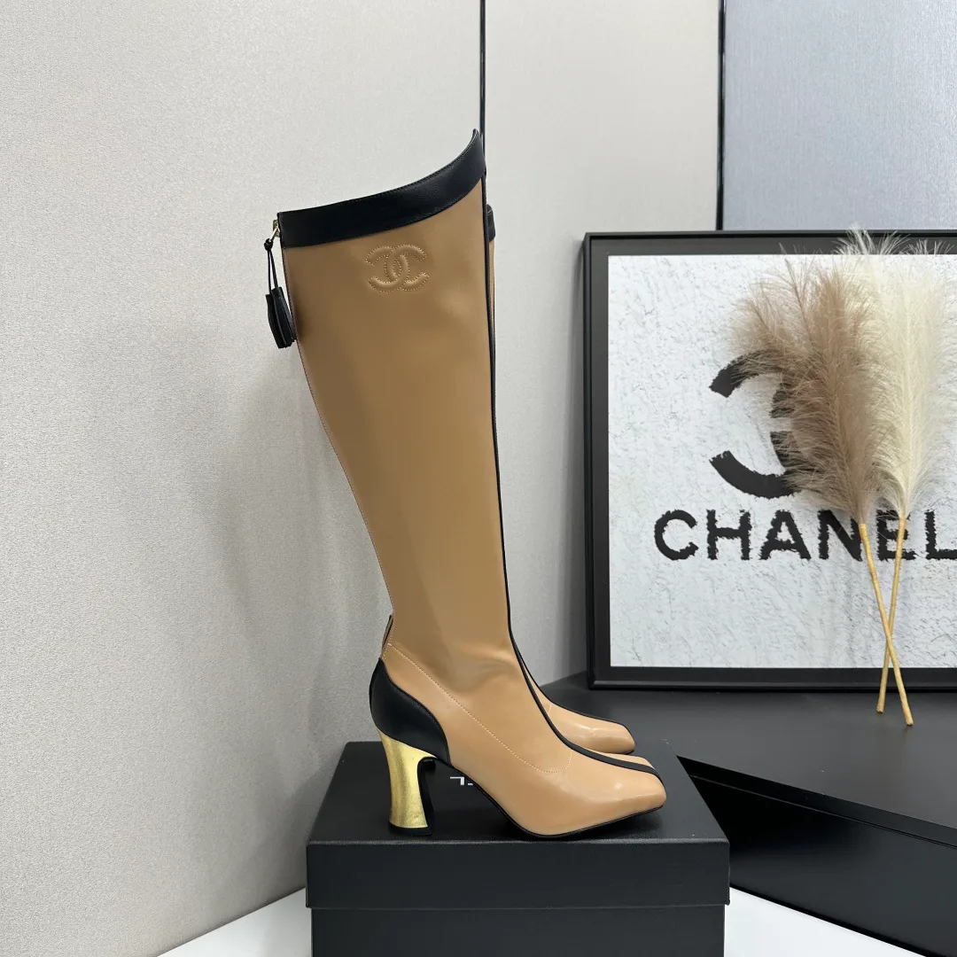 Women's Boots CHANEL 18366728