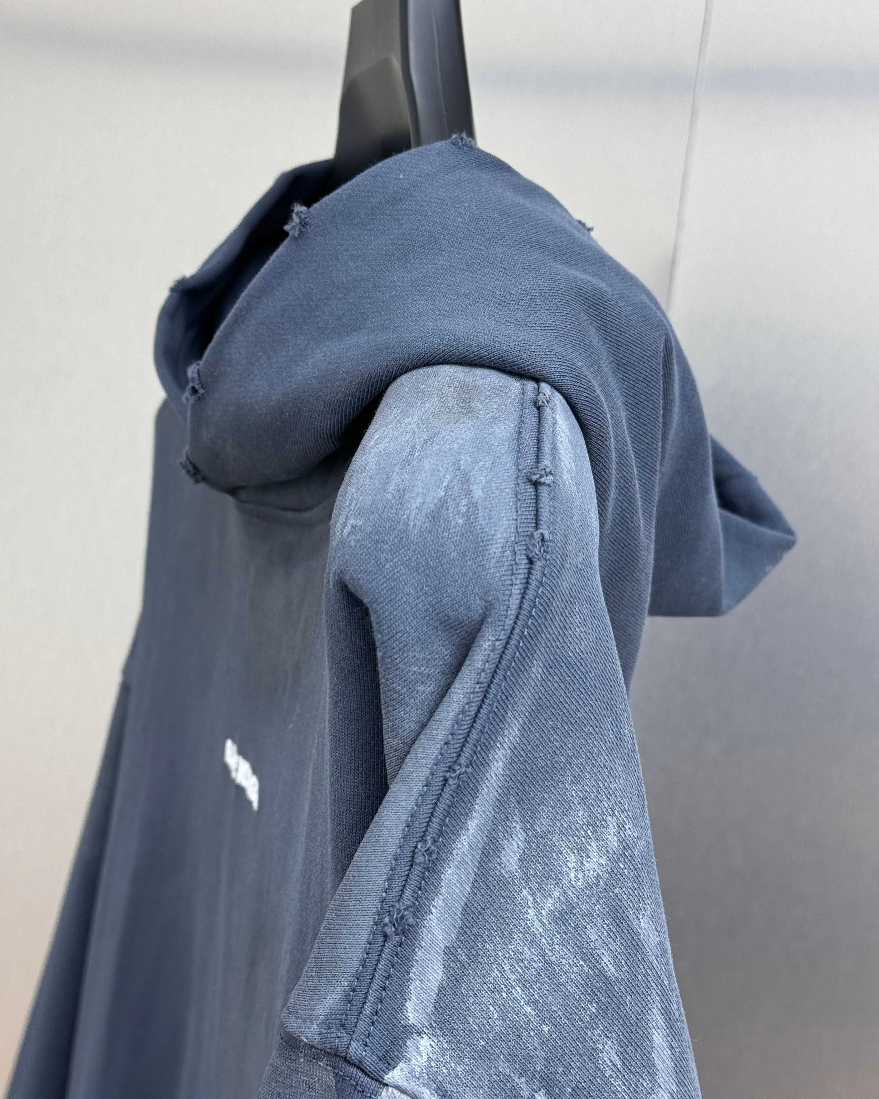 Men's Sweatshirts And Hoodies BALENCIAGA 18189743