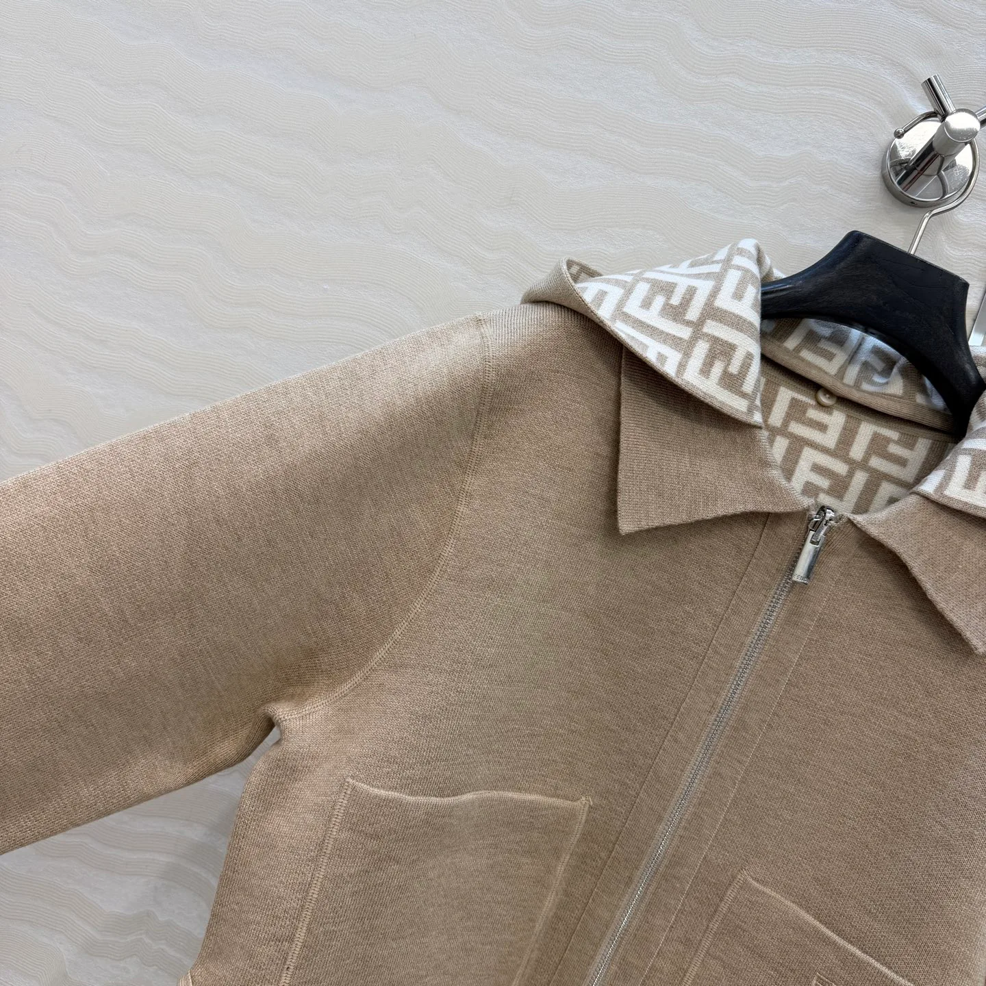Women's Jackets And Down Jackets FENDI 17821229