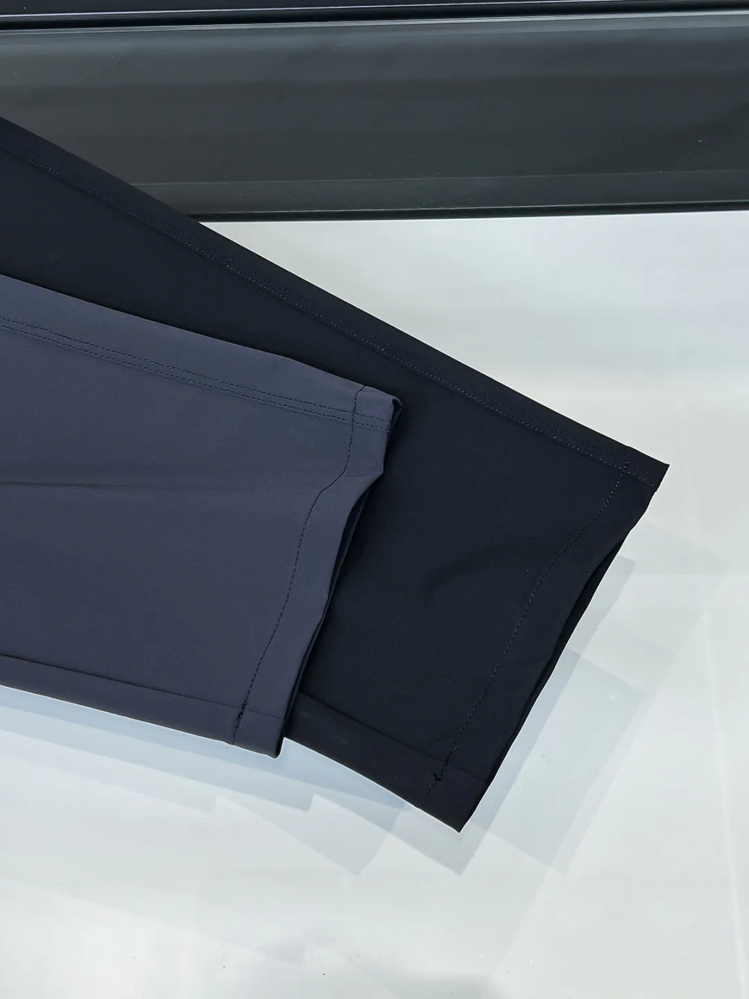 Men's Trousers LOUIS VUITTON 18499201