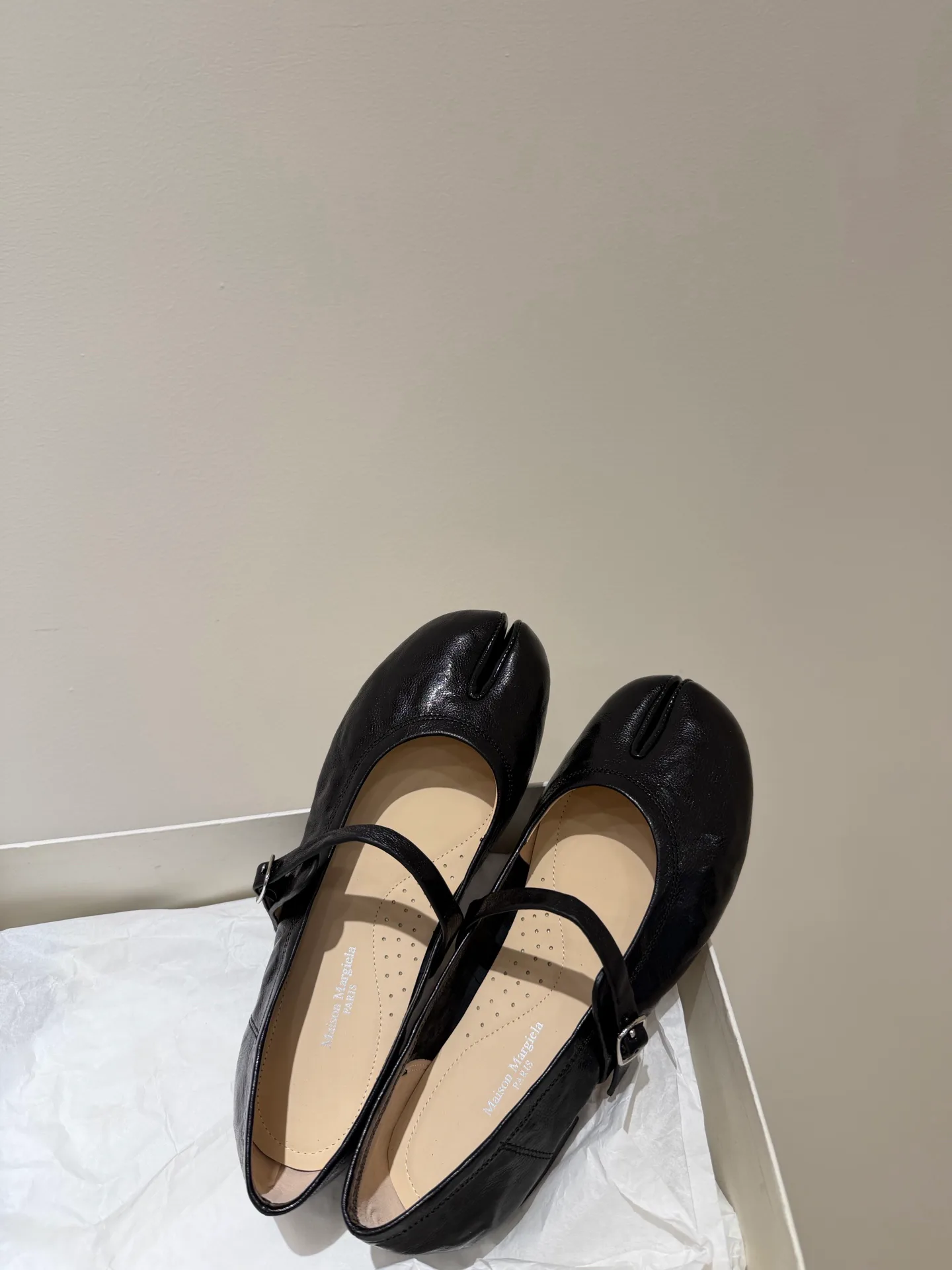 Women's Heels MAISON MARGIELA 17512130