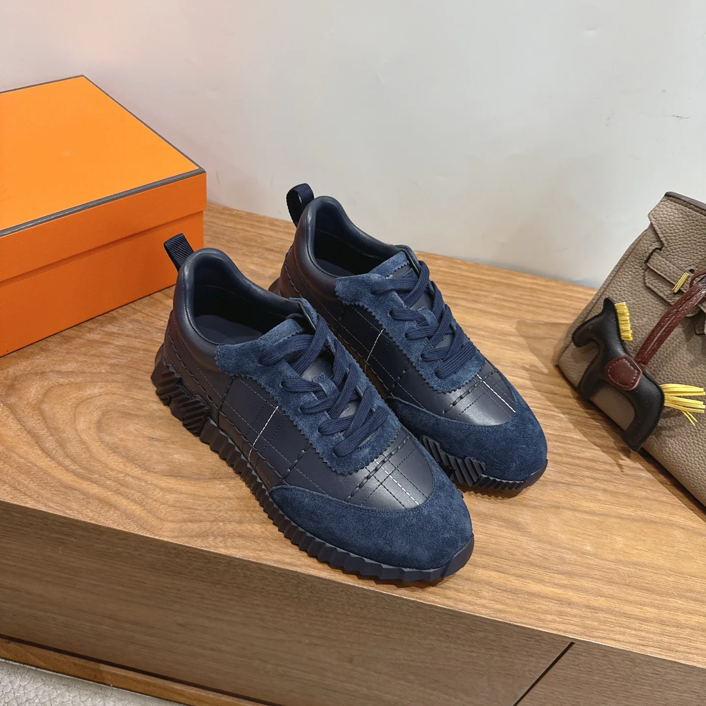 Women's Sneakers HERMES 17414536