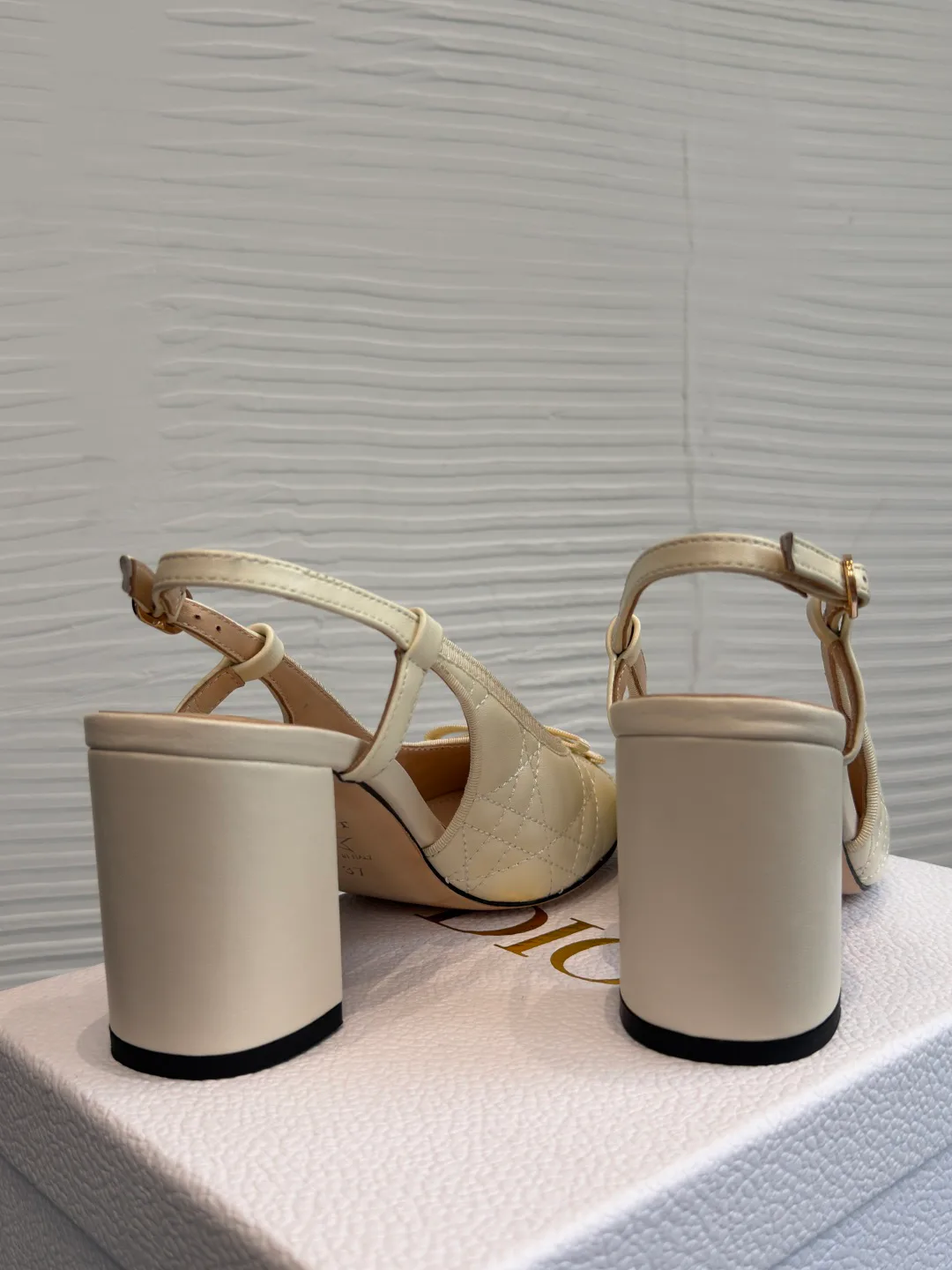 Women's Open-Toe Sandals CHRISTIAN DIOR 18251972