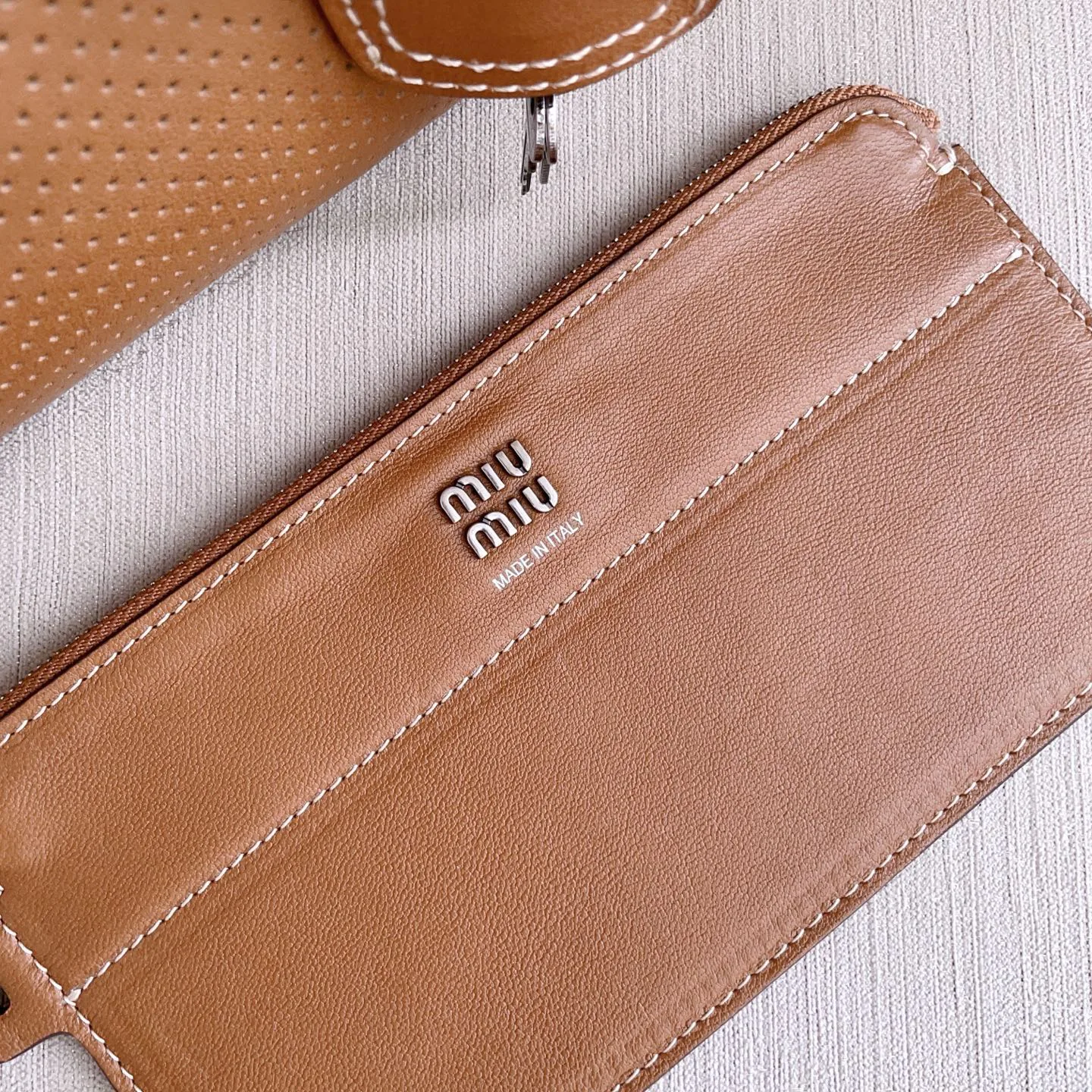 Women's Classic Handbags MIU MIU 17810529