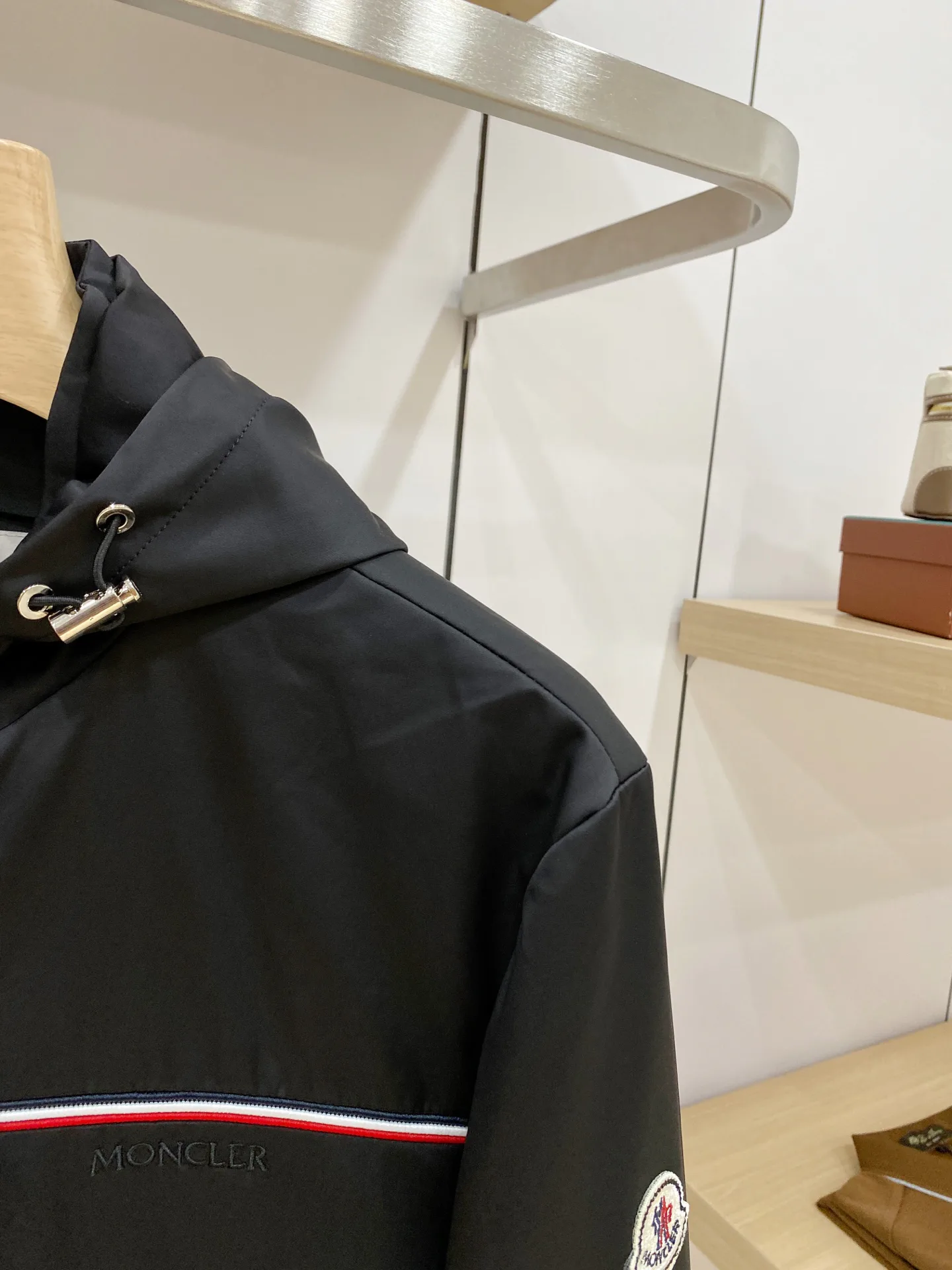 Men's Jackets And Down Jackets MONCLER 17826827