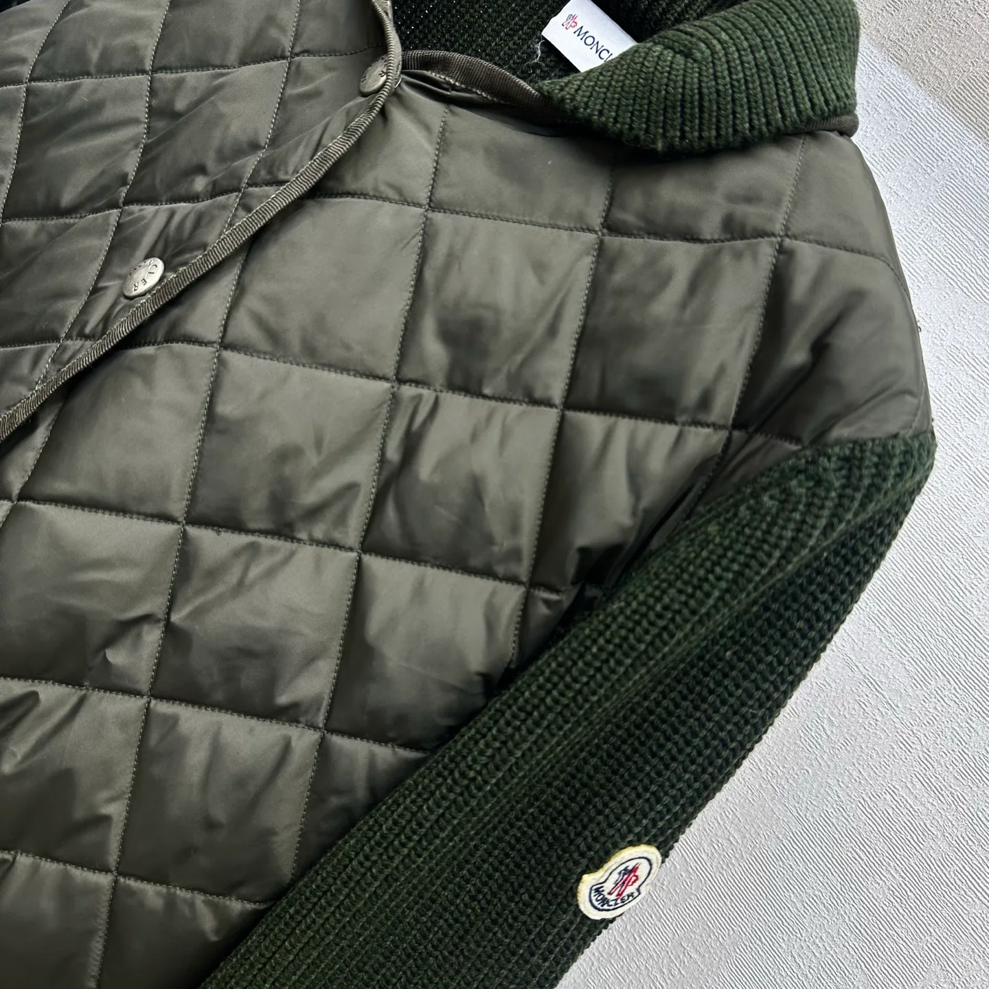 Women's Jackets And Down Jackets MONCLER 18432068