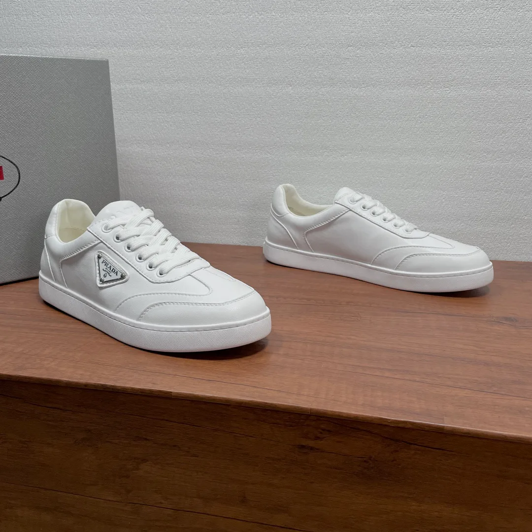 Кроссовки Мужские Prada 18597378