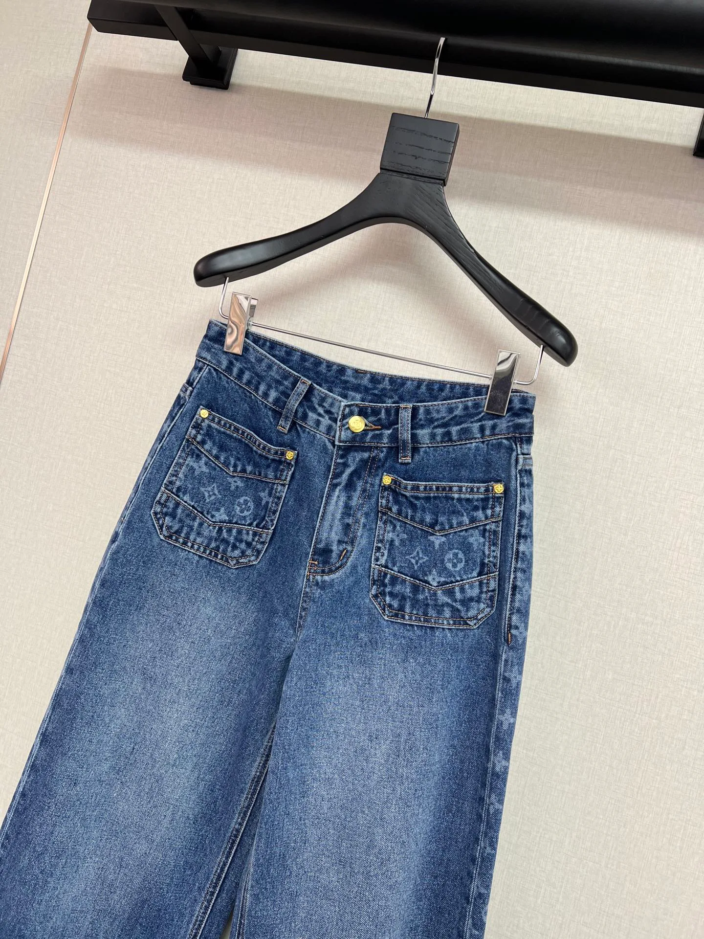 Women's Jeans LOUIS VUITTON 18232446