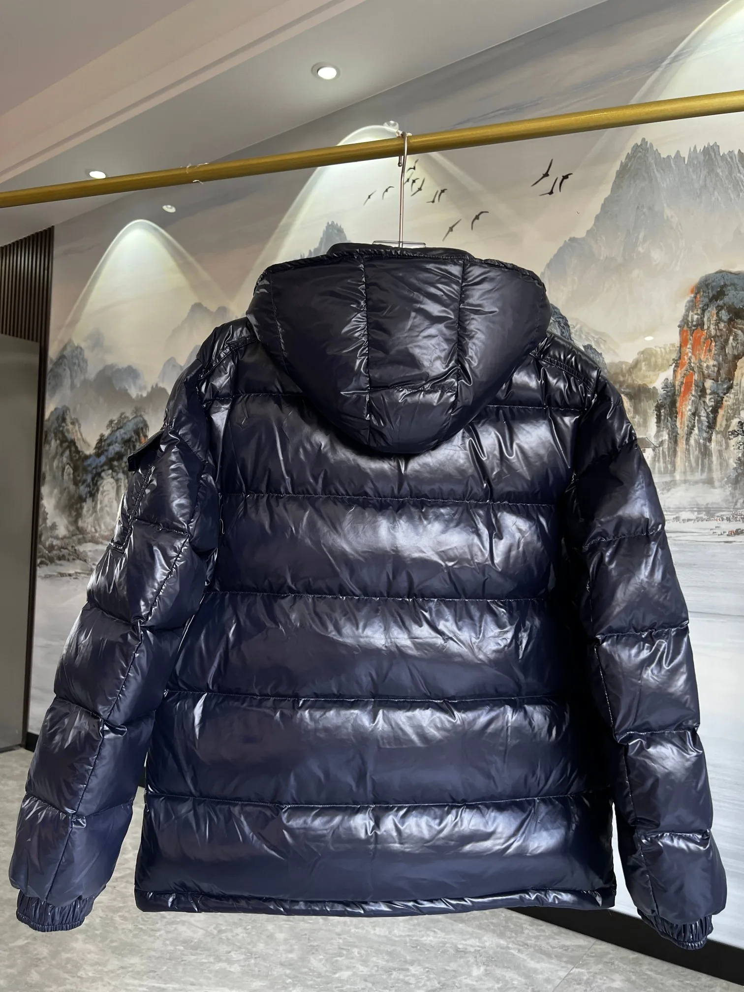 Women's Jackets And Down Jackets MONCLER 18415684