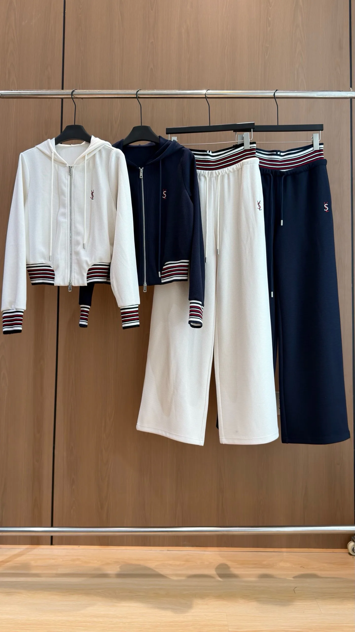 Women's Suits SAINT LAURENT 17953121