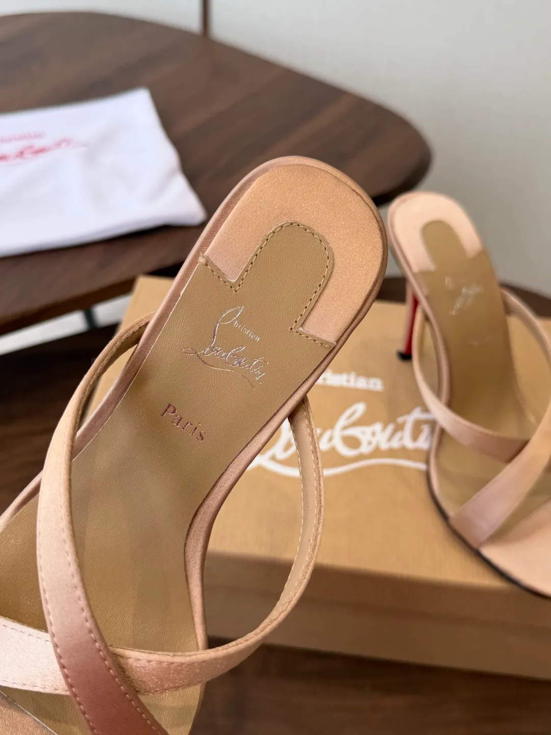 Women's Open-Toe Sandals CHRISTIAN LOUBOUTIN 18183096