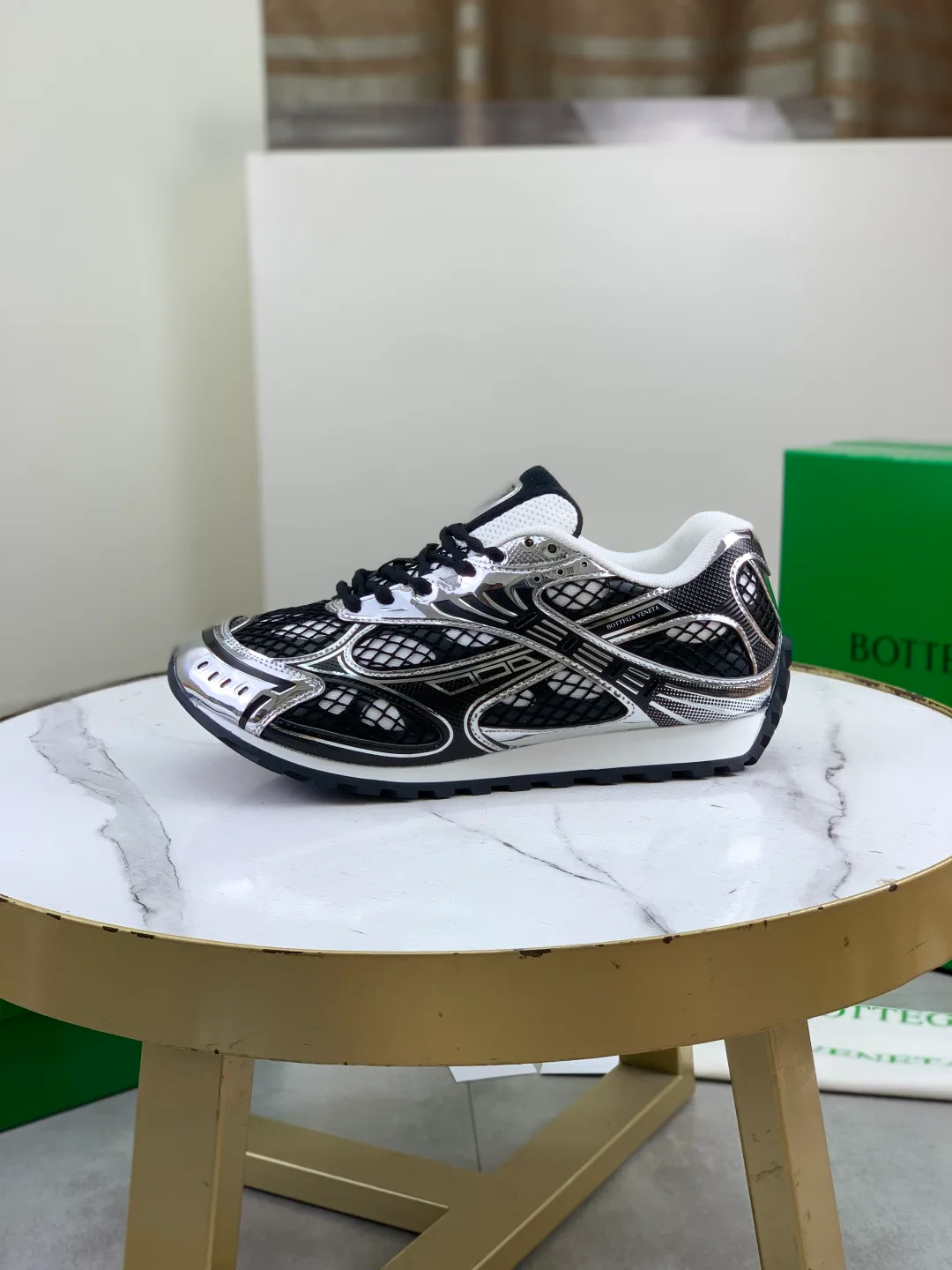 Women's Sneakers BOTTEGA VENETA 18365175