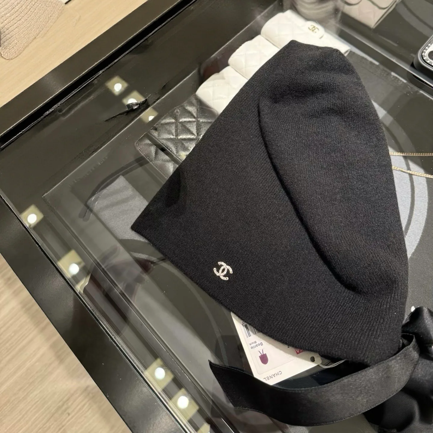 Hats CHANEL 18347796