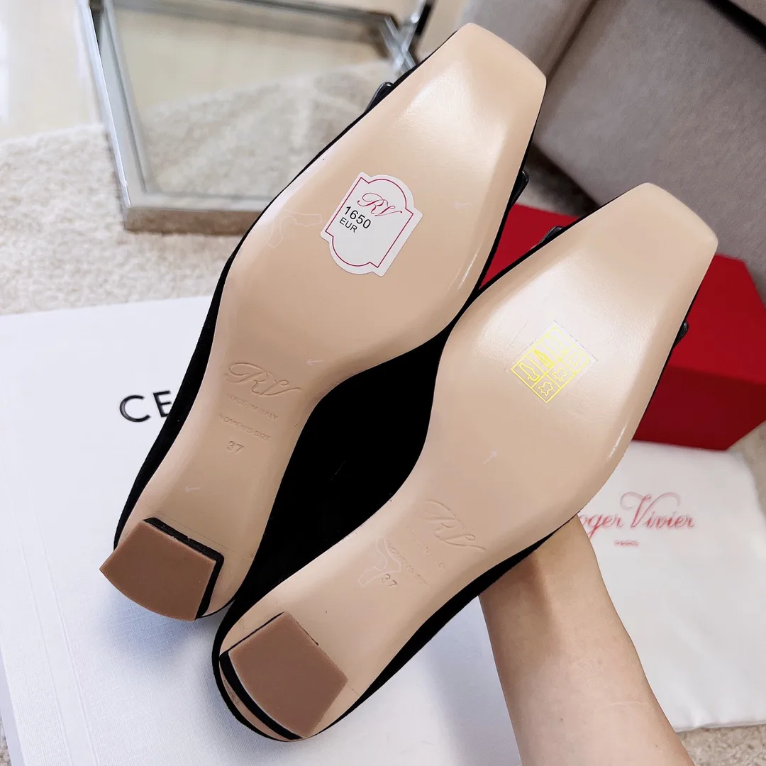Women's Heels ROGER VIVIER 17550740