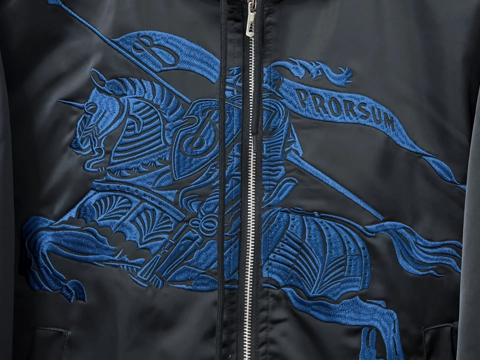 Men's Jackets And Down Jackets BURBERRY 18215642