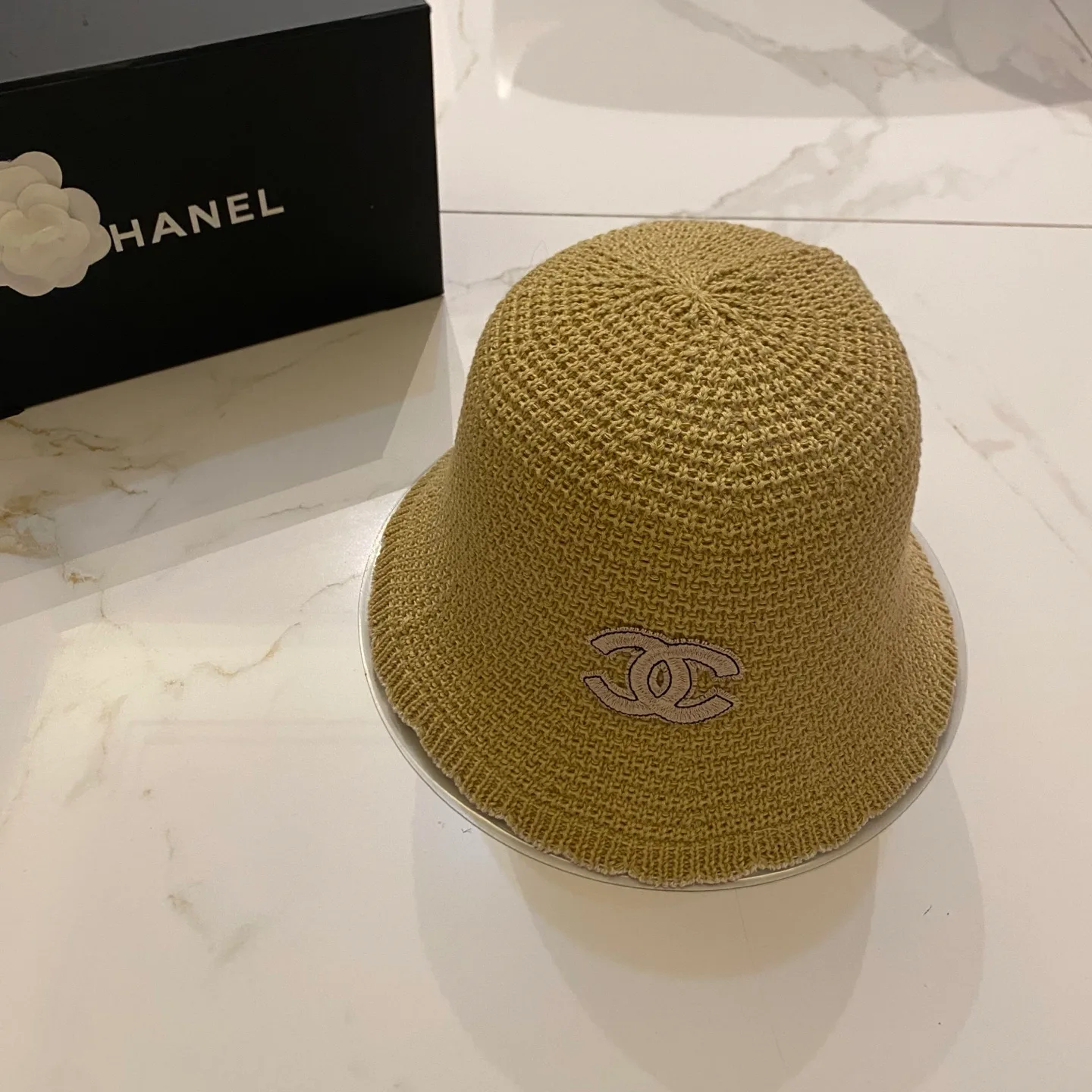 Hats CHANEL 17498307
