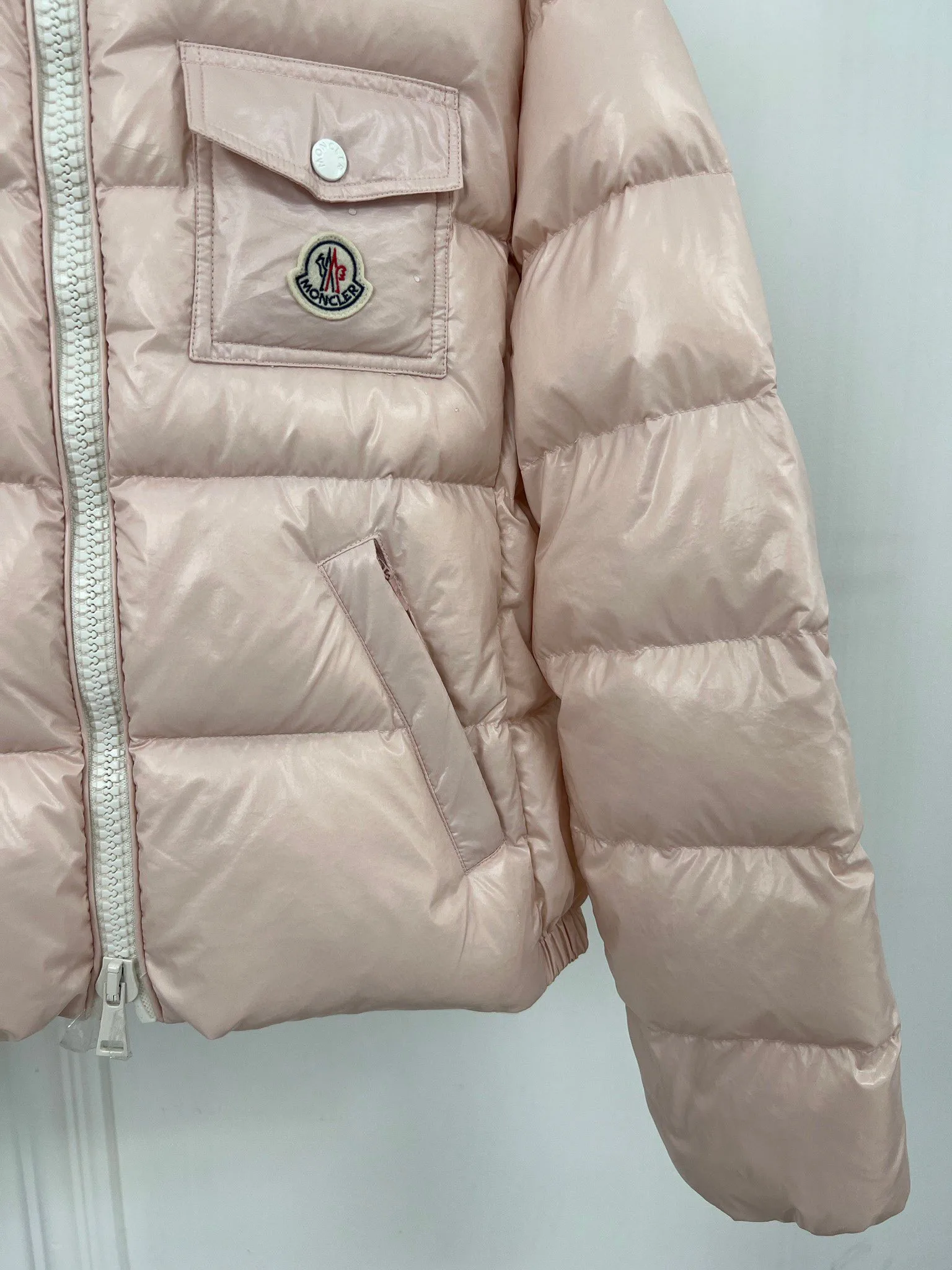 Women's Jackets And Down Jackets MONCLER 18416223