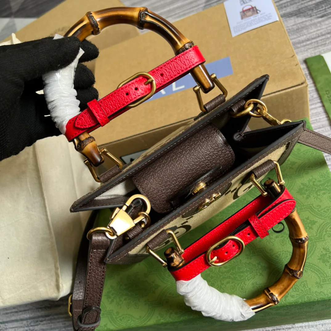 Women's Classic Handbags GUCCI 17949129