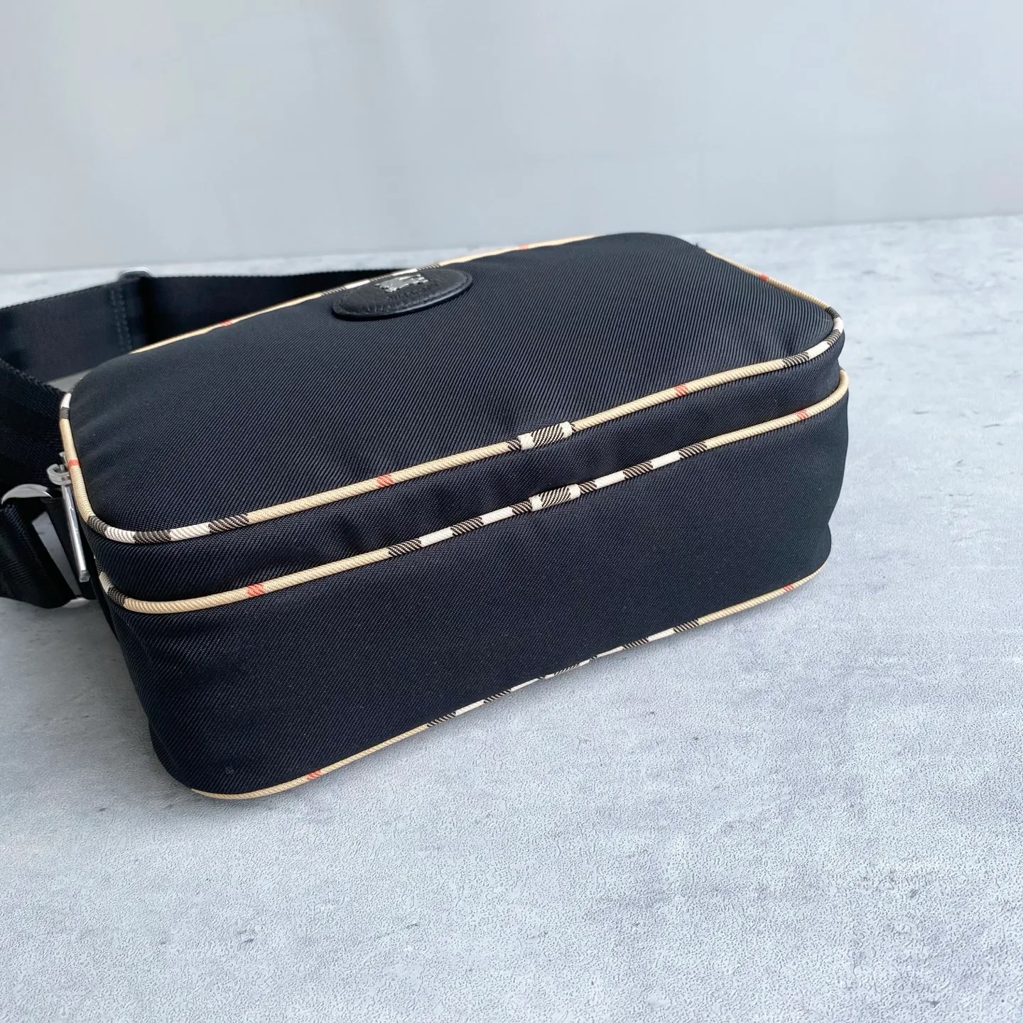 Women's Shoulder Bags BURBERRY 17837505