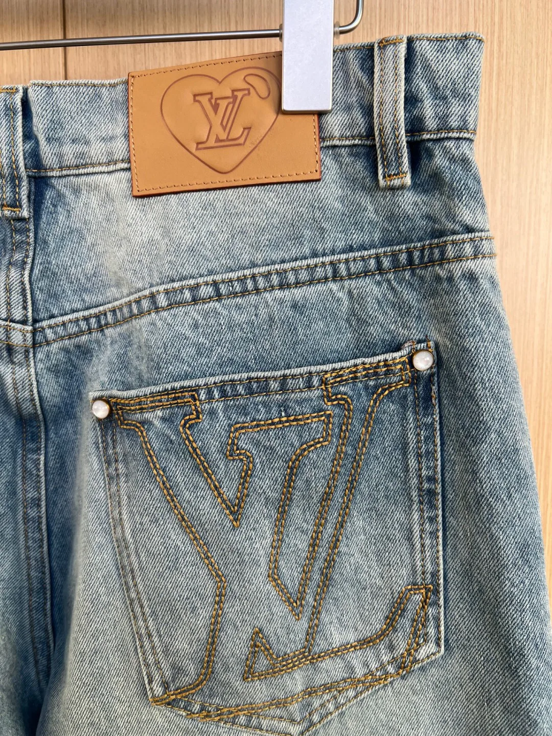 Men's Jeans LOUIS VUITTON 18179324
