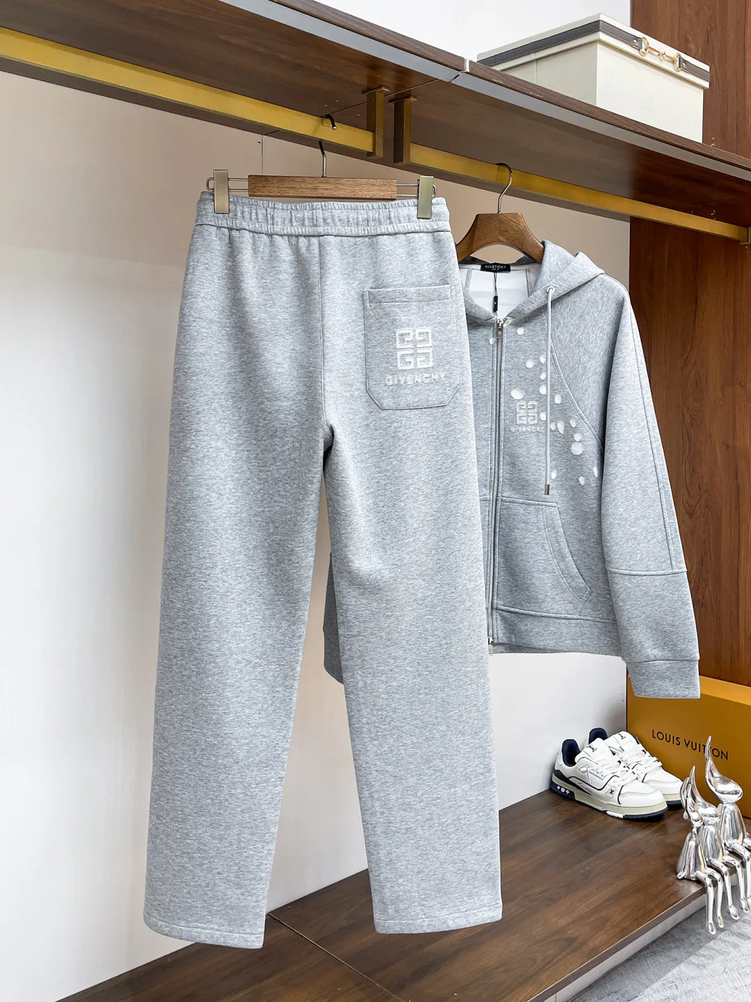 Men's Tracksuits GIVENCHY 18340417